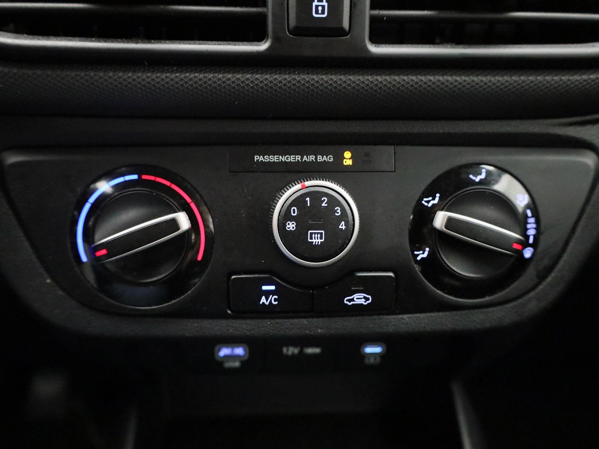 Hyundai-i10-image-17