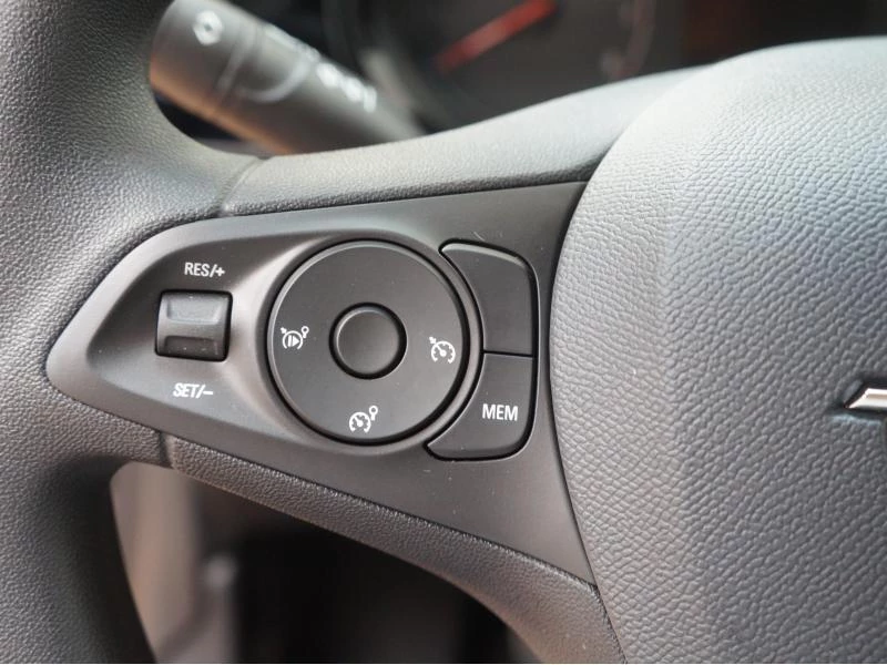 Opel-Crossland-image-13