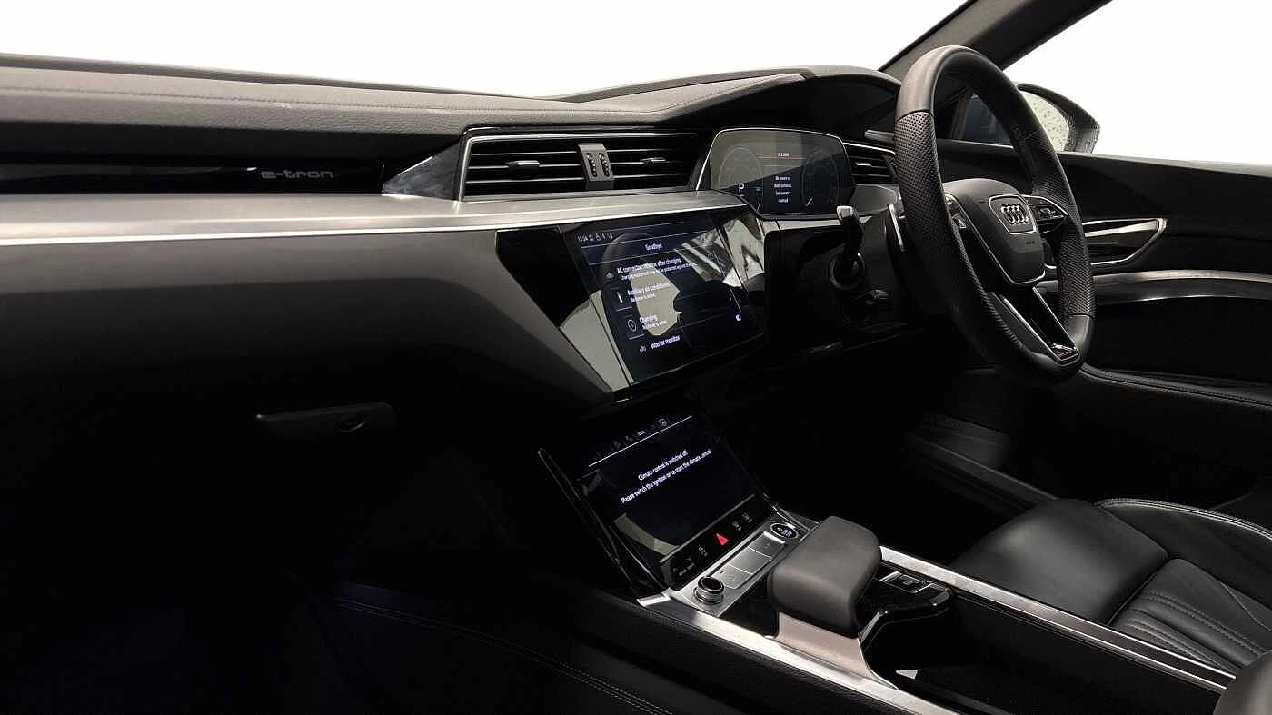 Audi-Q8 Sportback e-tron-image-2