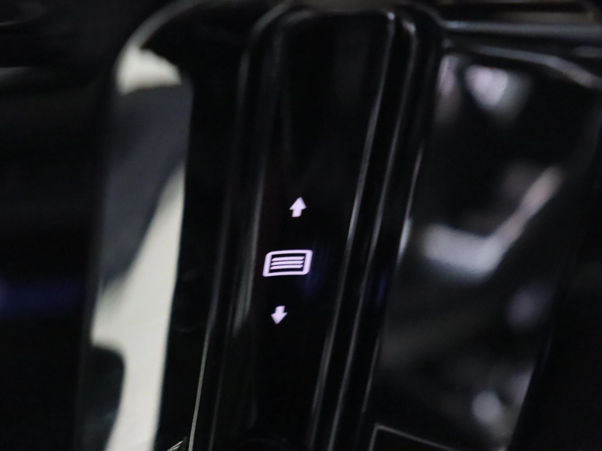 Mercedes-Benz-E-Klasse-image-22