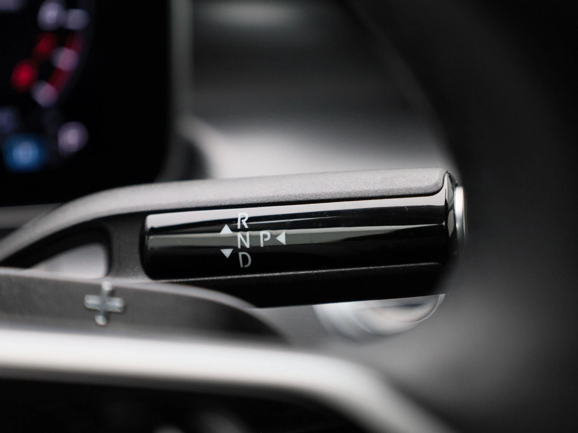 Mercedes-Benz-C-Klasse-image-21