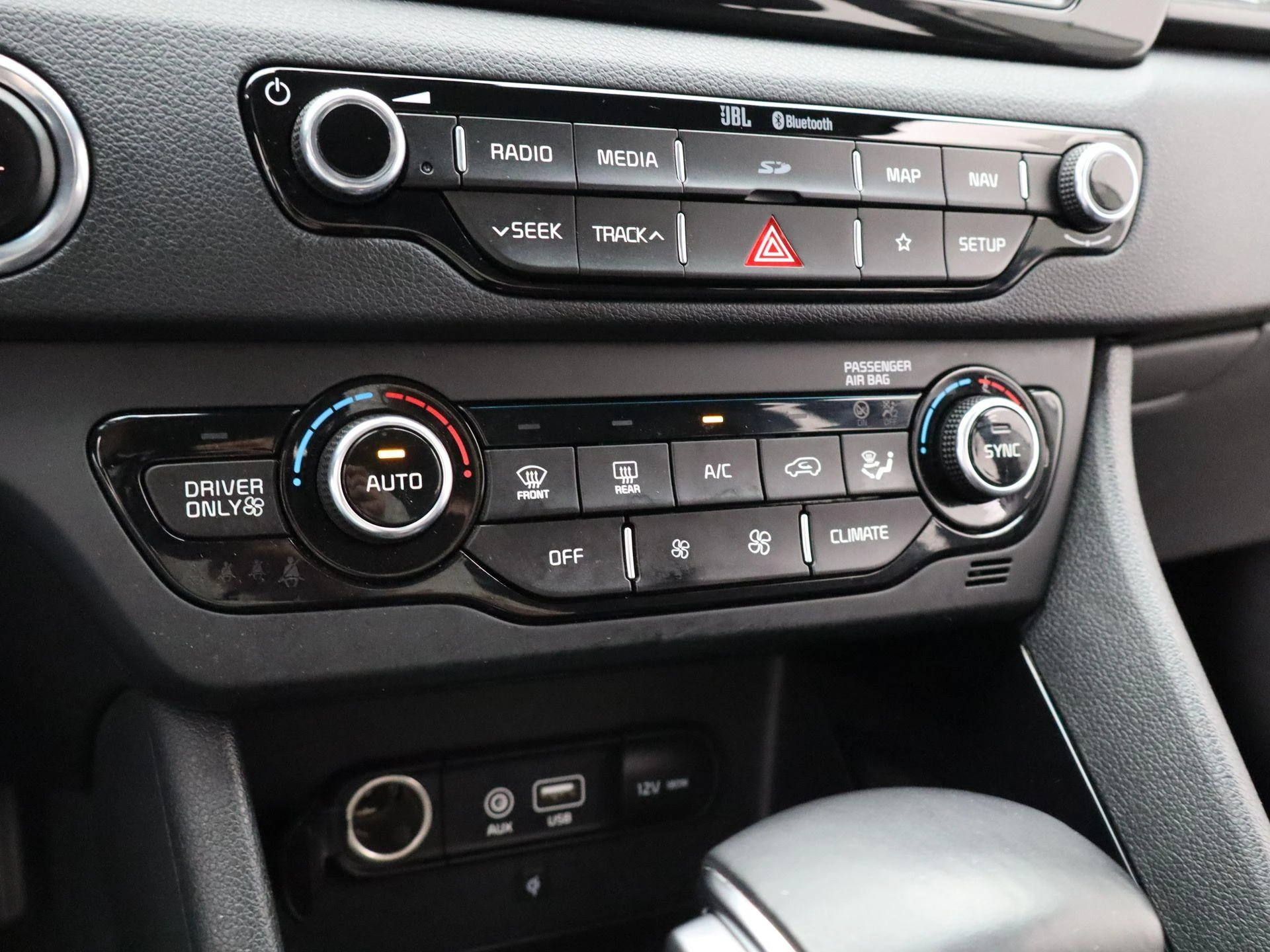Kia-Niro-image-22