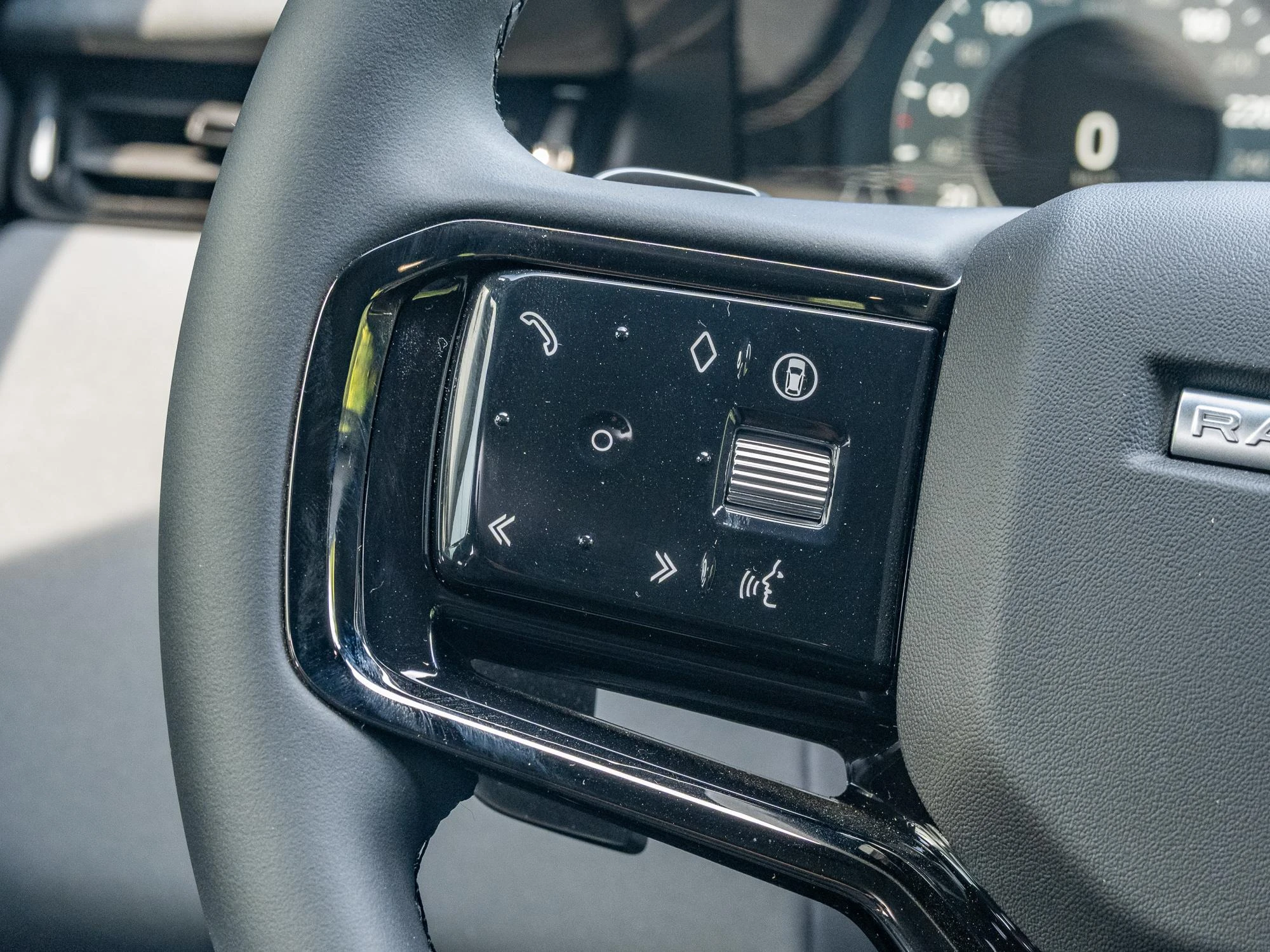 Land Rover Range Rover Evoque PHEV S