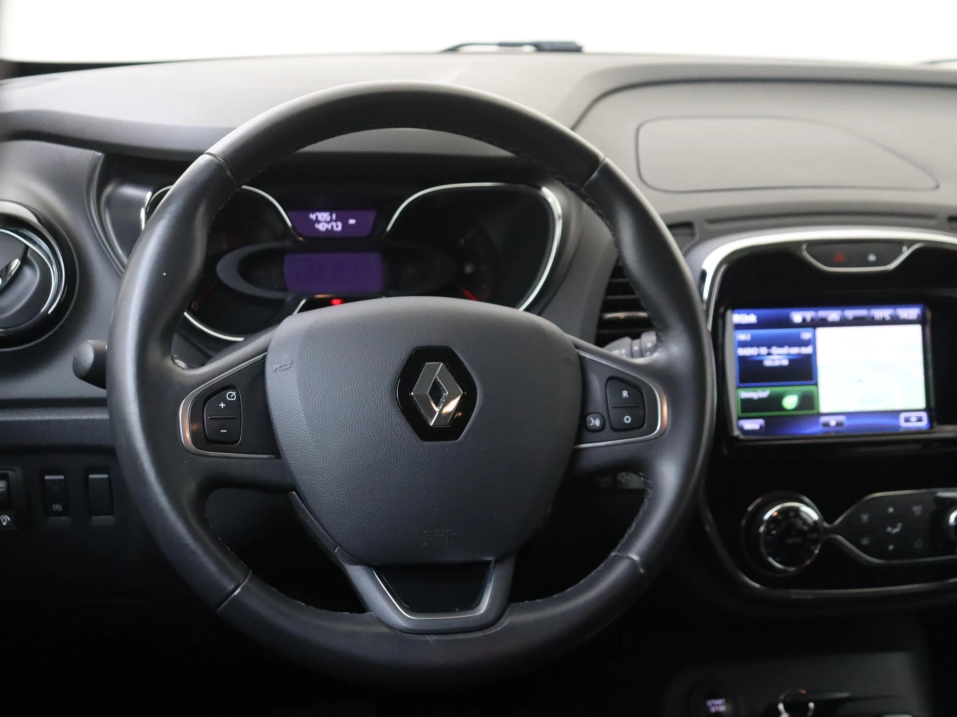 Renault-Captur-image-9