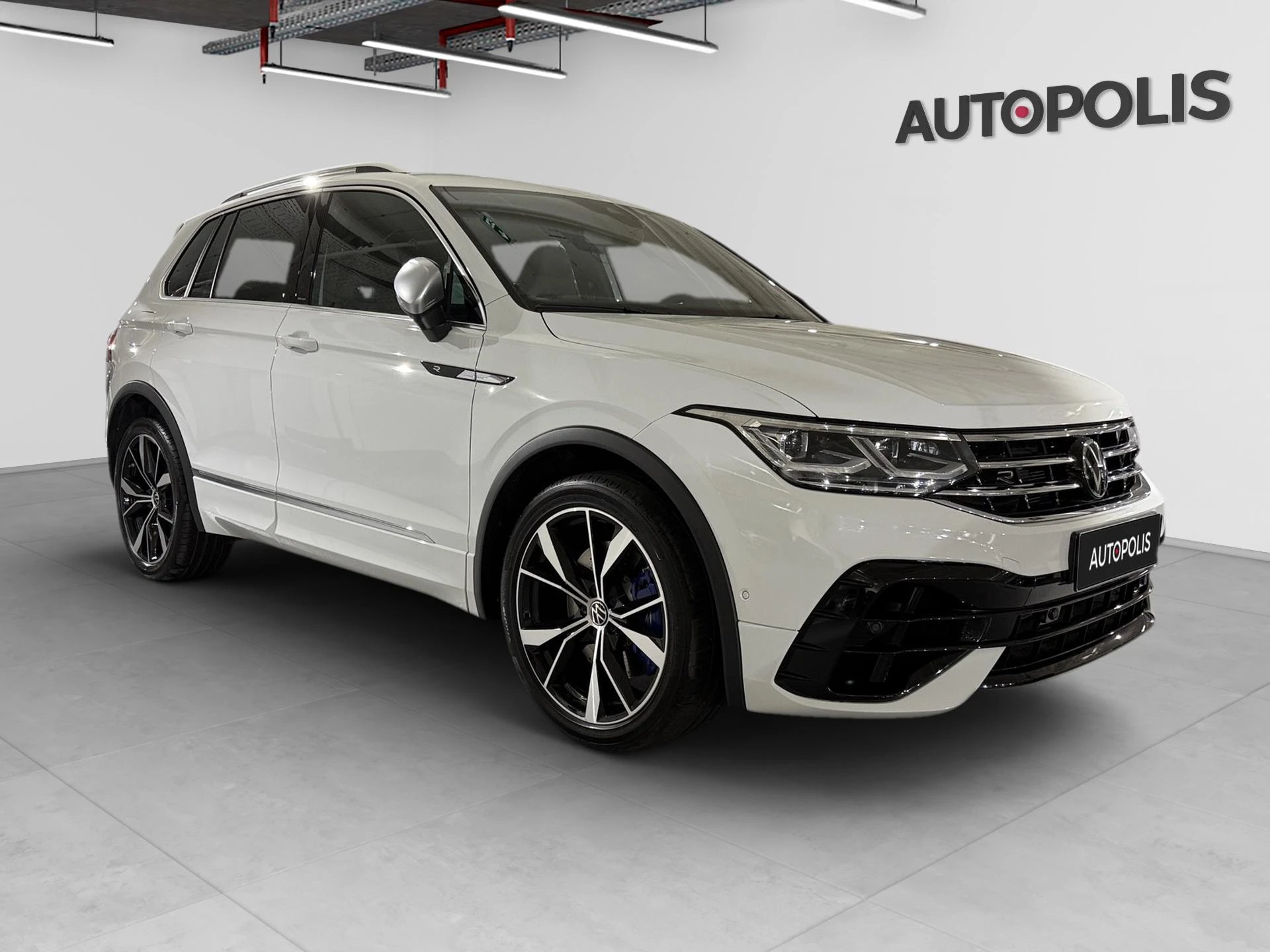 Volkswagen-Tiguan-image-19