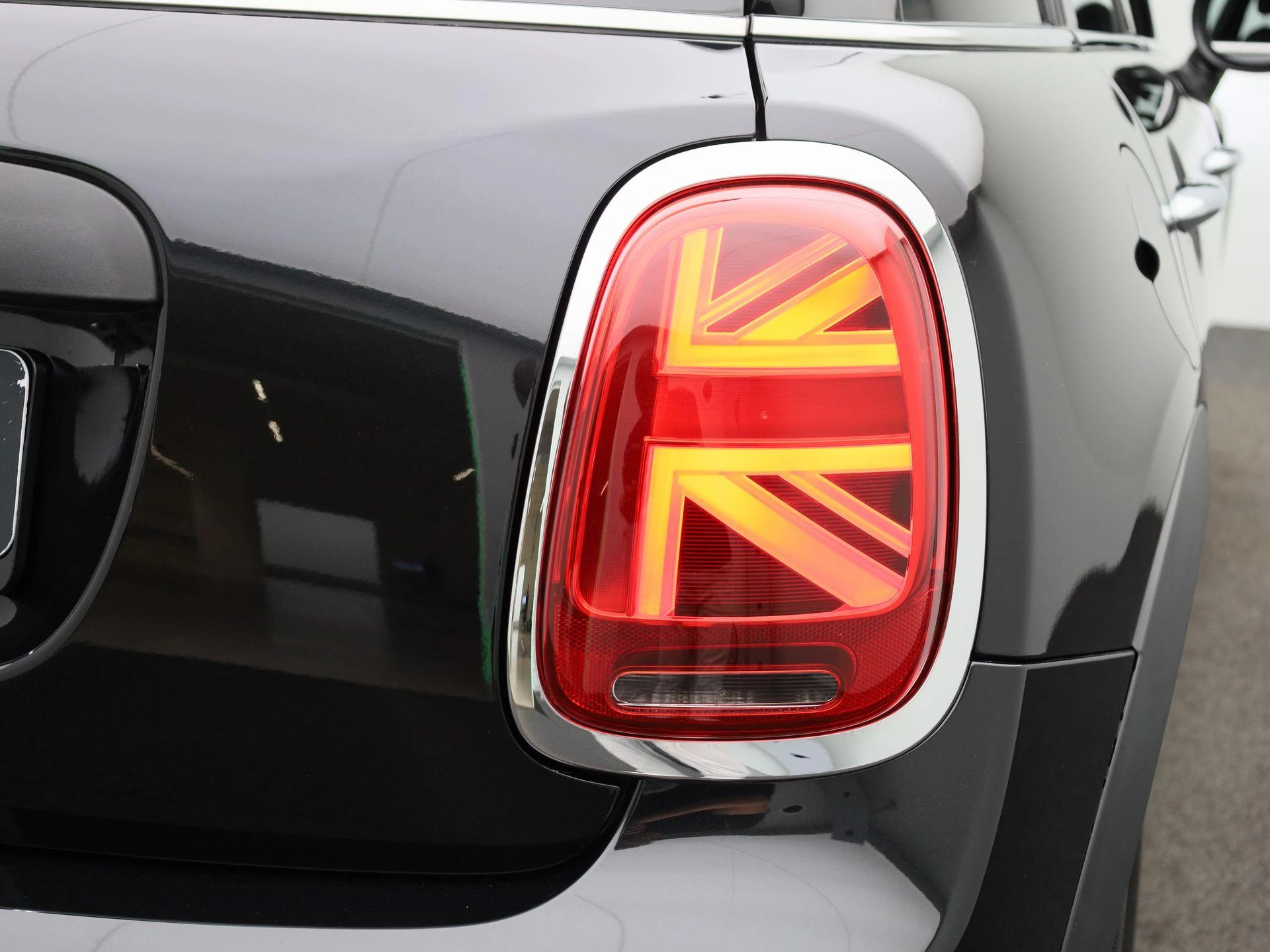 MINI-Cooper-image-33