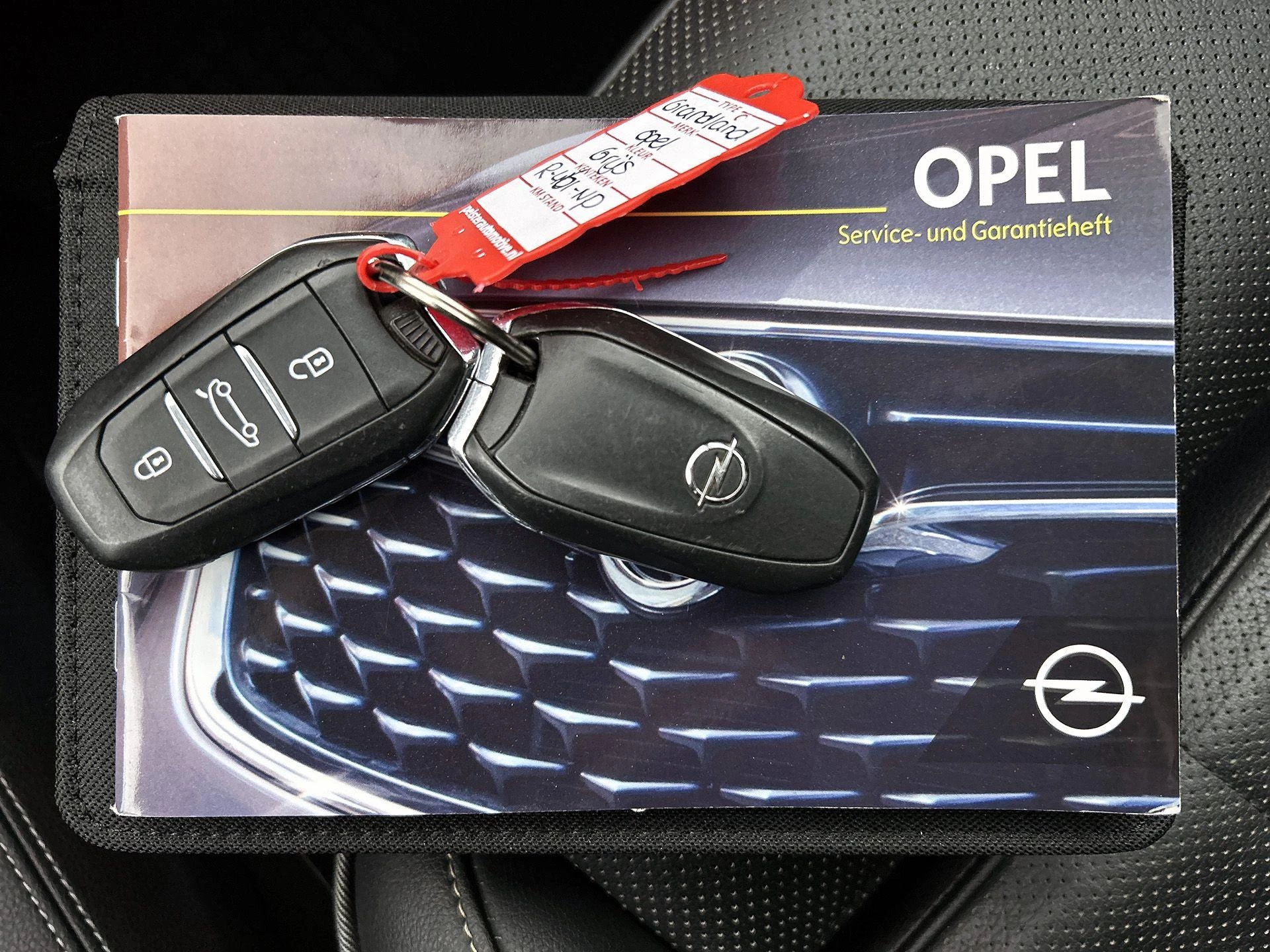 Opel-Grandland X-image-38