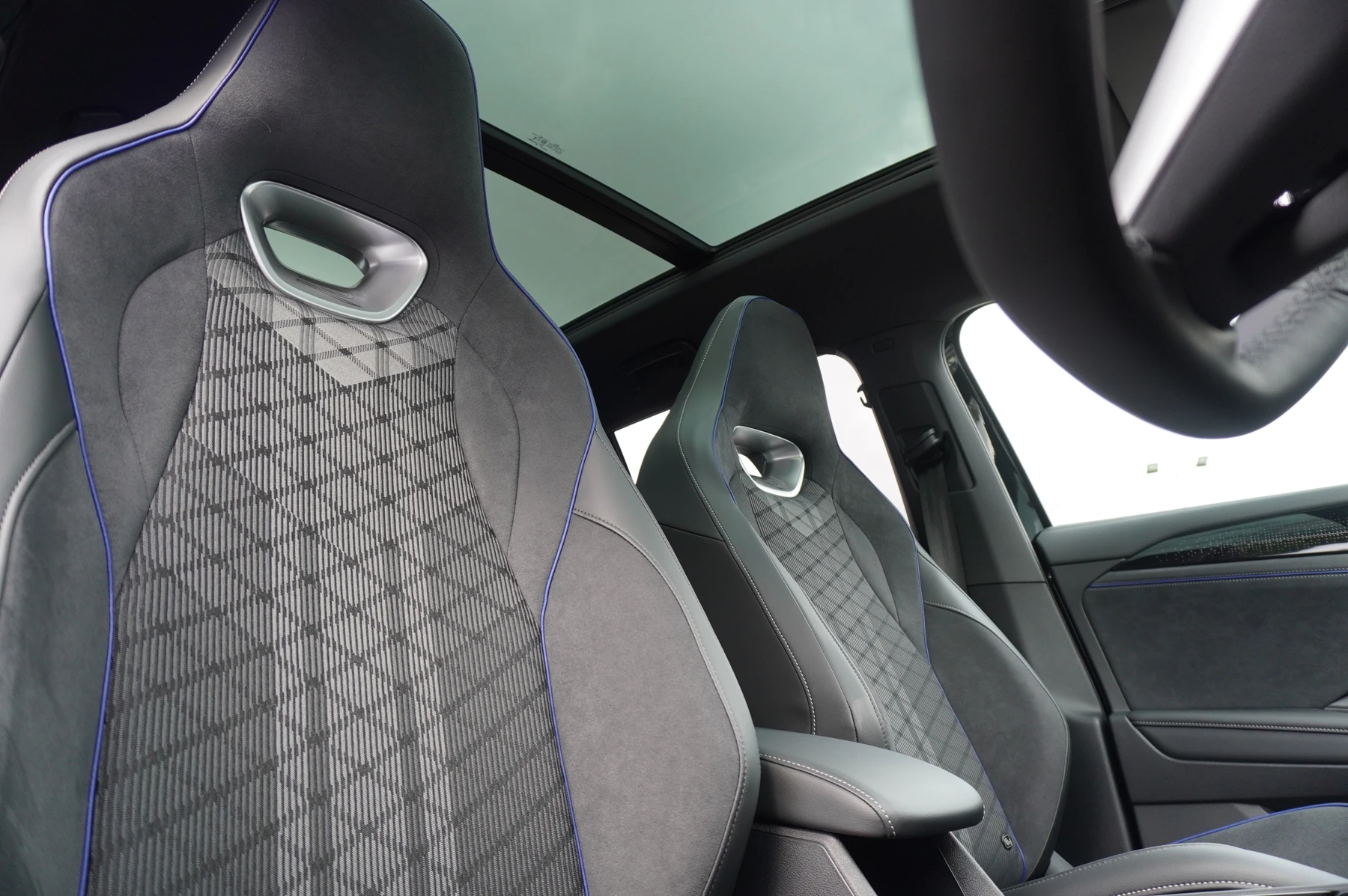 Volkswagen-Tayron-image-13