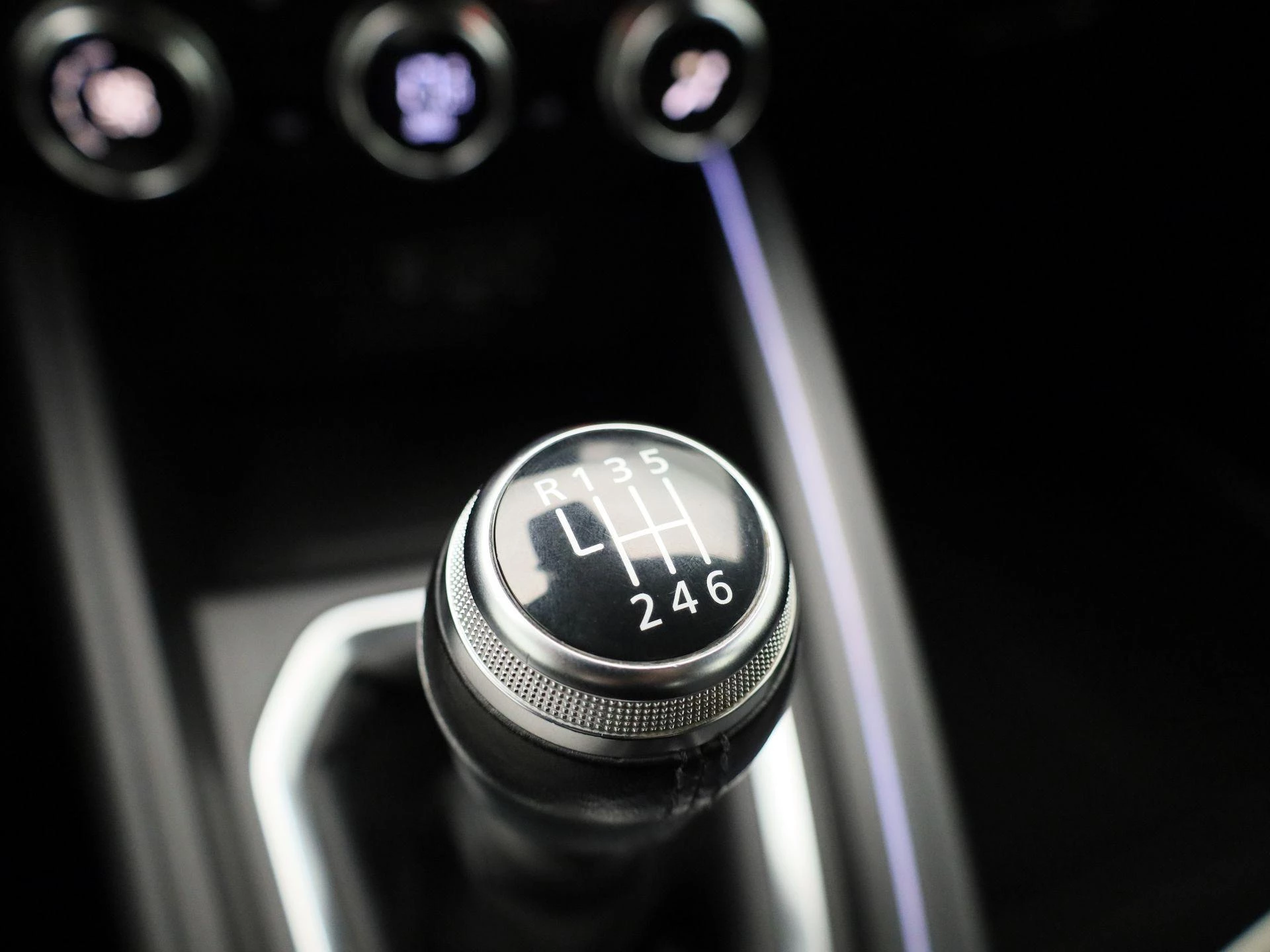 Renault-Clio-image-22