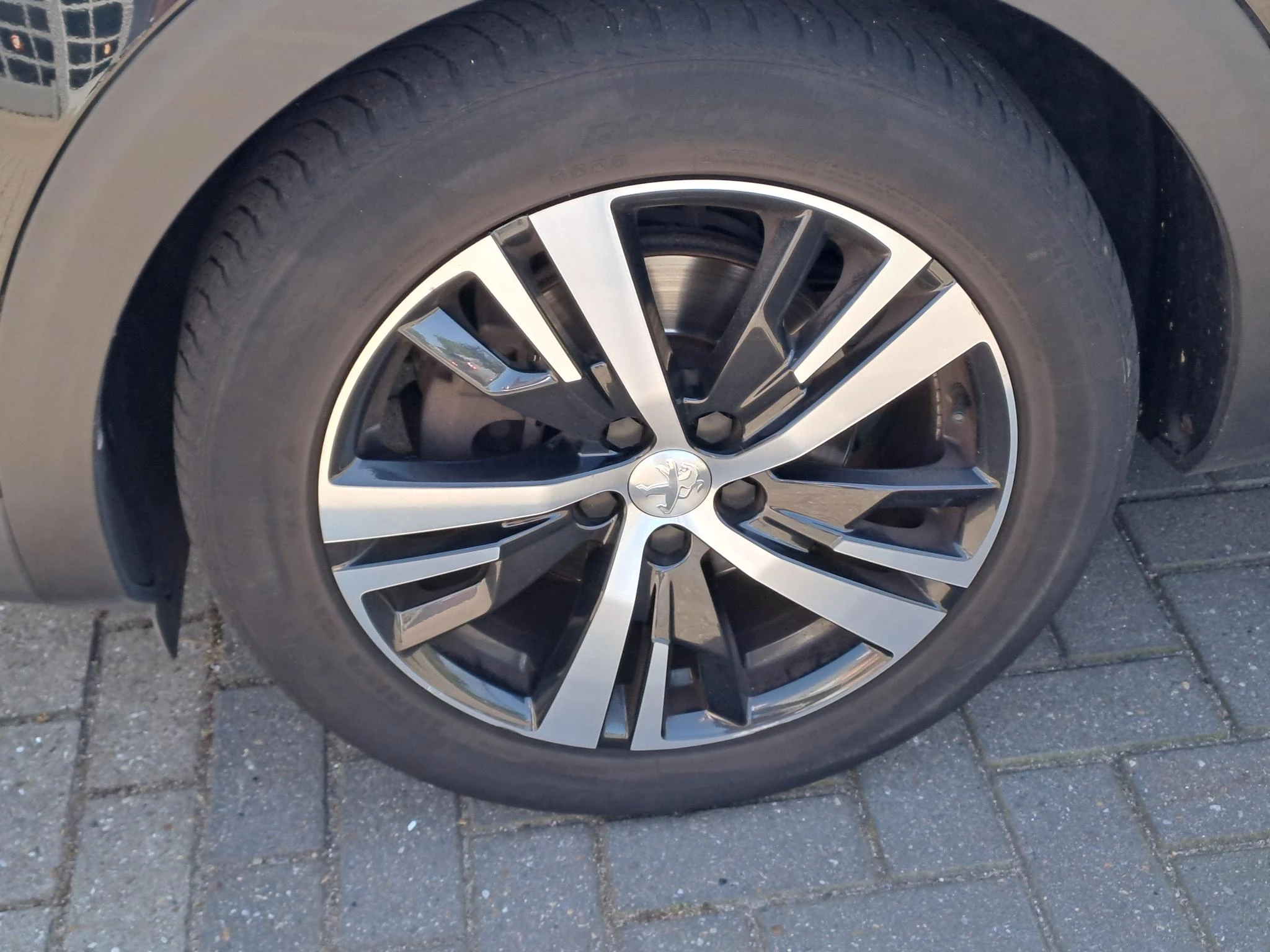 Peugeot-3008-image-3