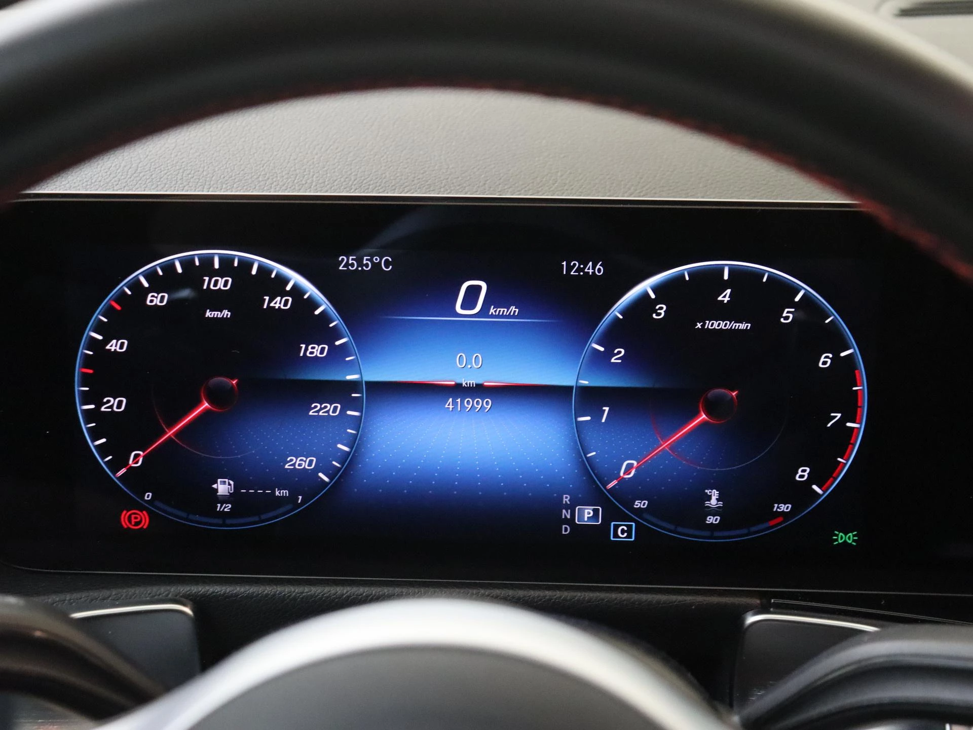 Mercedes-Benz GLB 200 Business Solution AMG