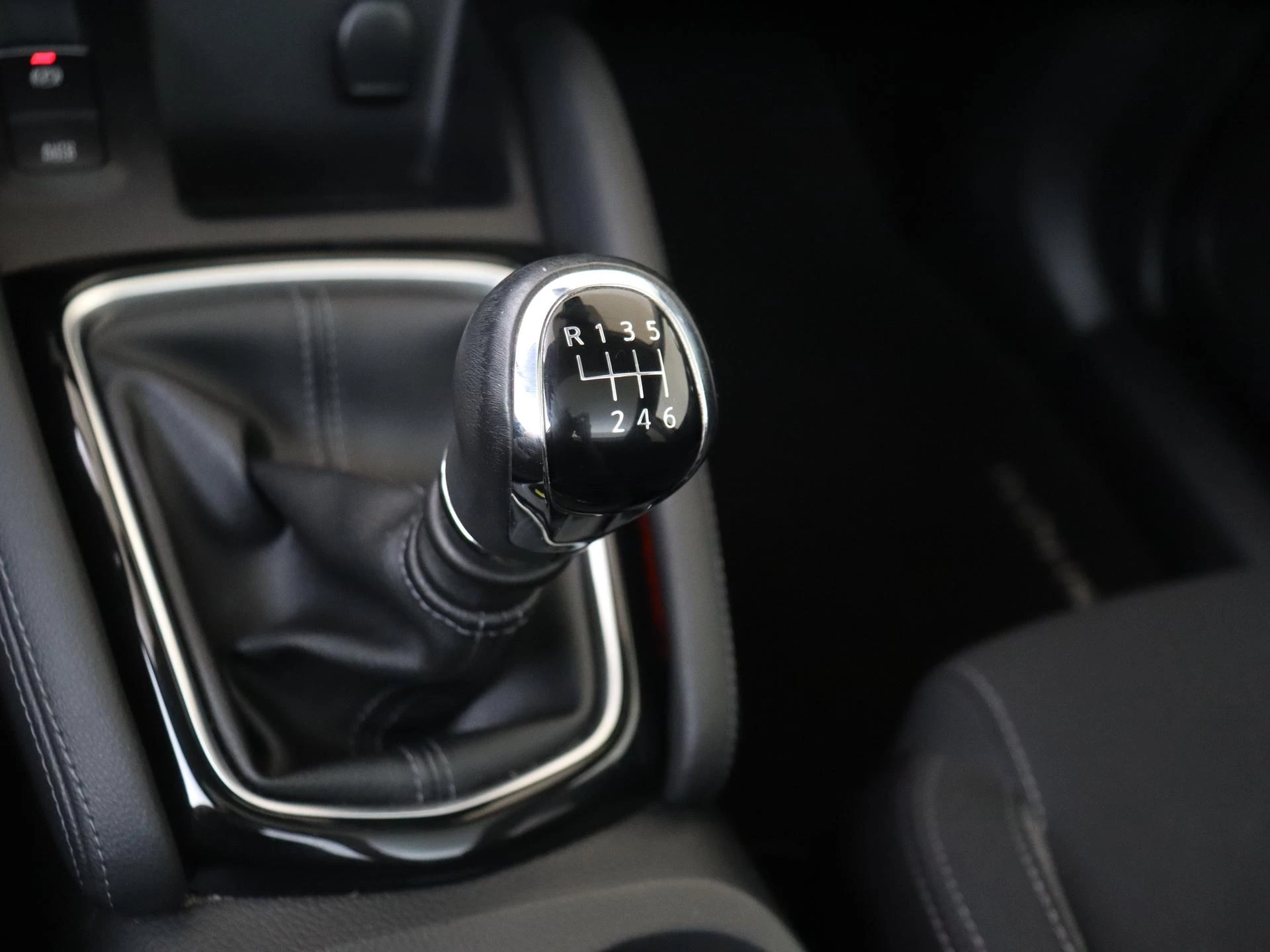 Nissan QASHQAI 1.3 DIG-T Design Edition