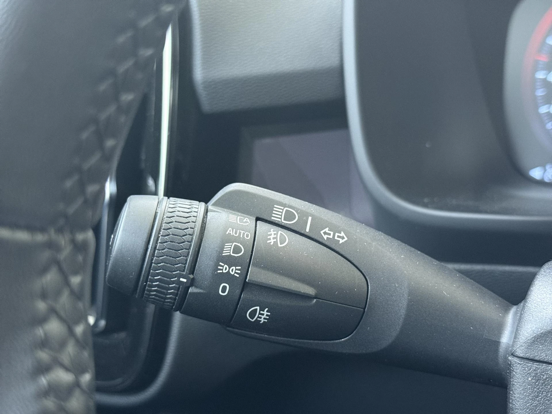 Volvo-XC40-image-23
