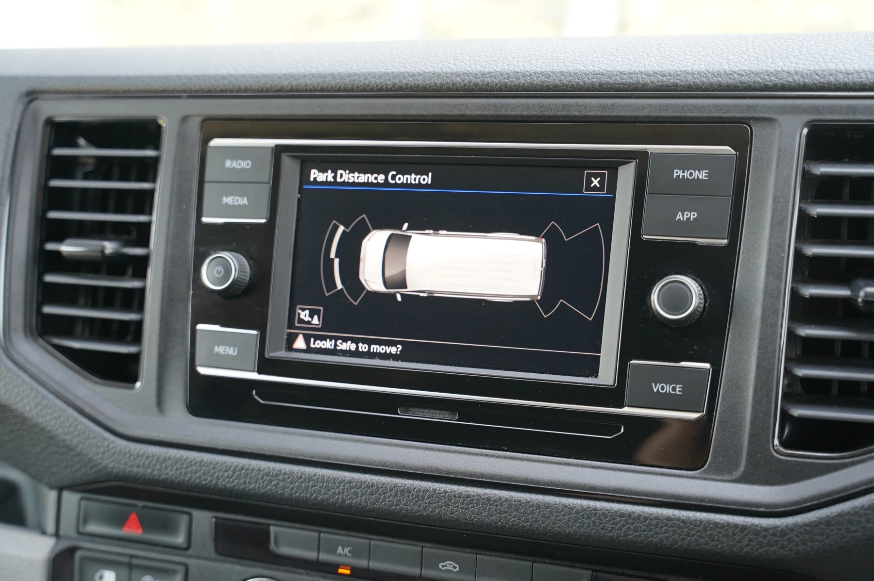 Volkswagen-Crafter-image-22