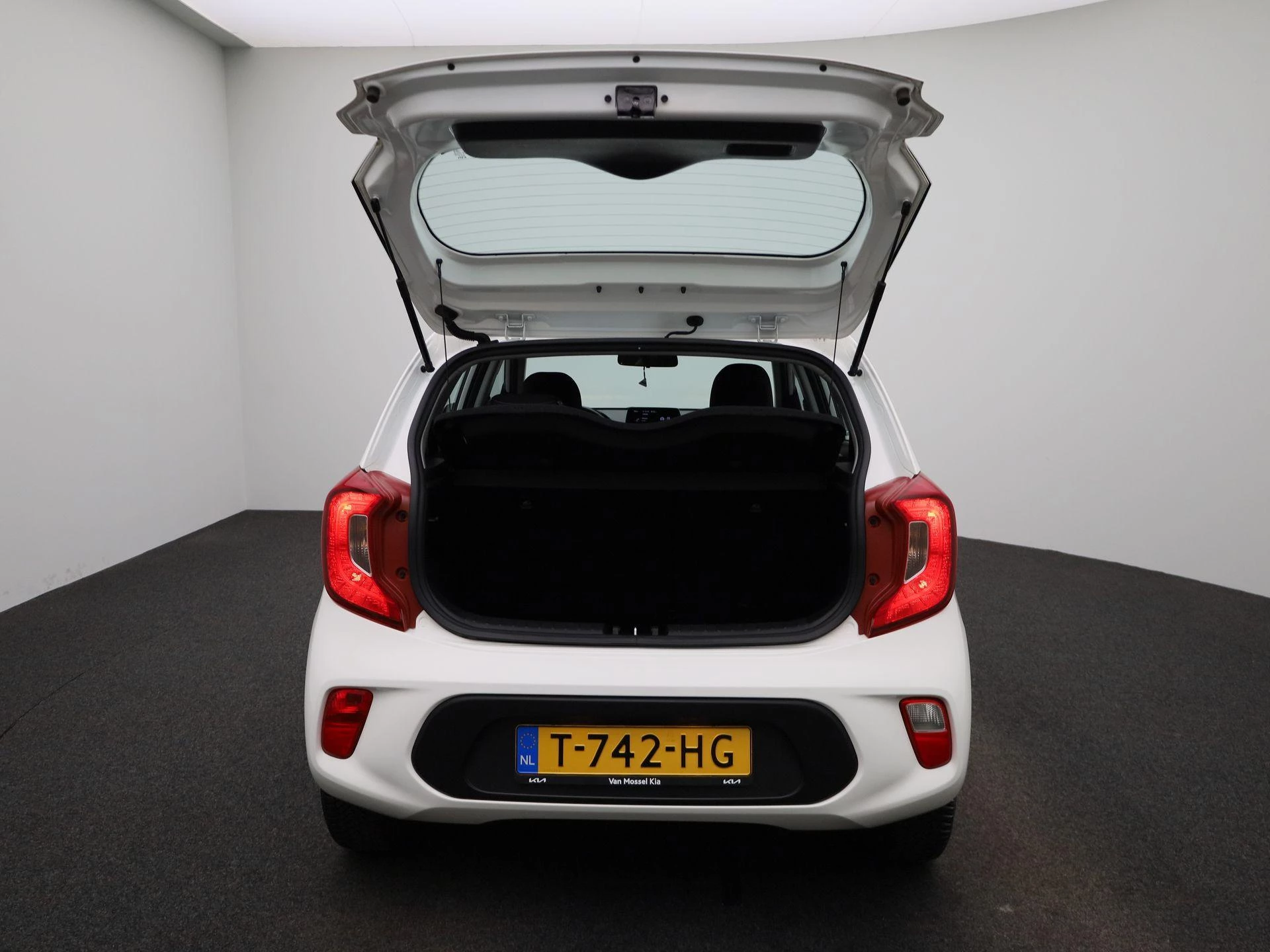 Kia-Picanto-image-10