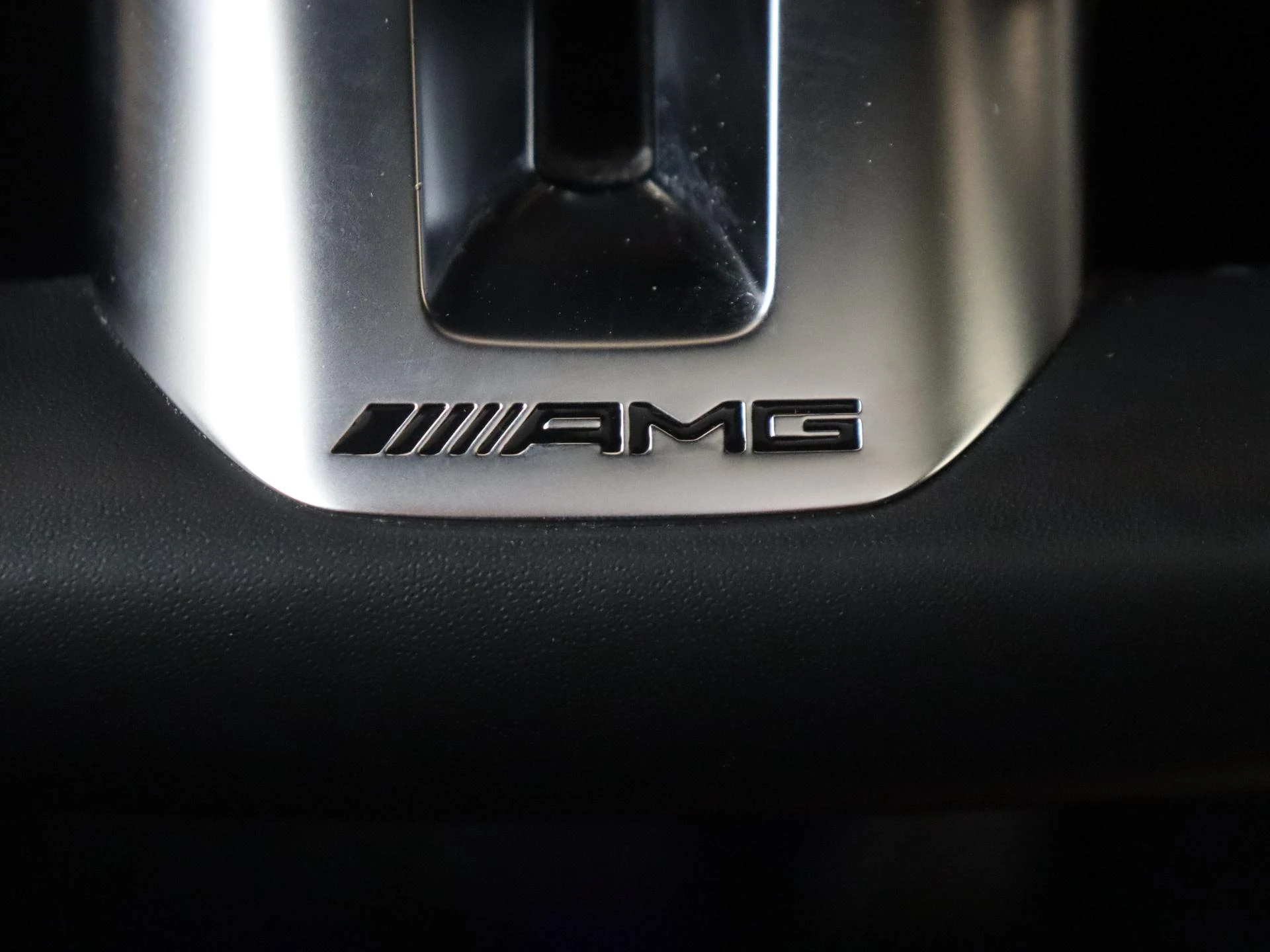 Mercedes-Benz-GLE-image-3