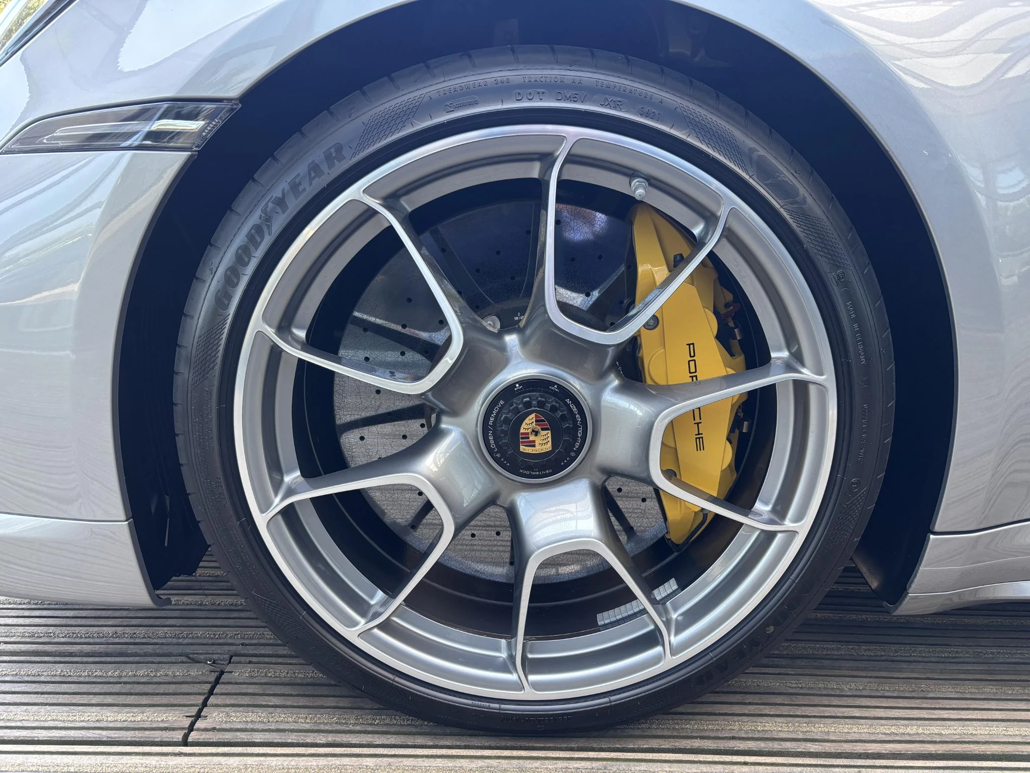 Porsche 911 3.8 Turbo S