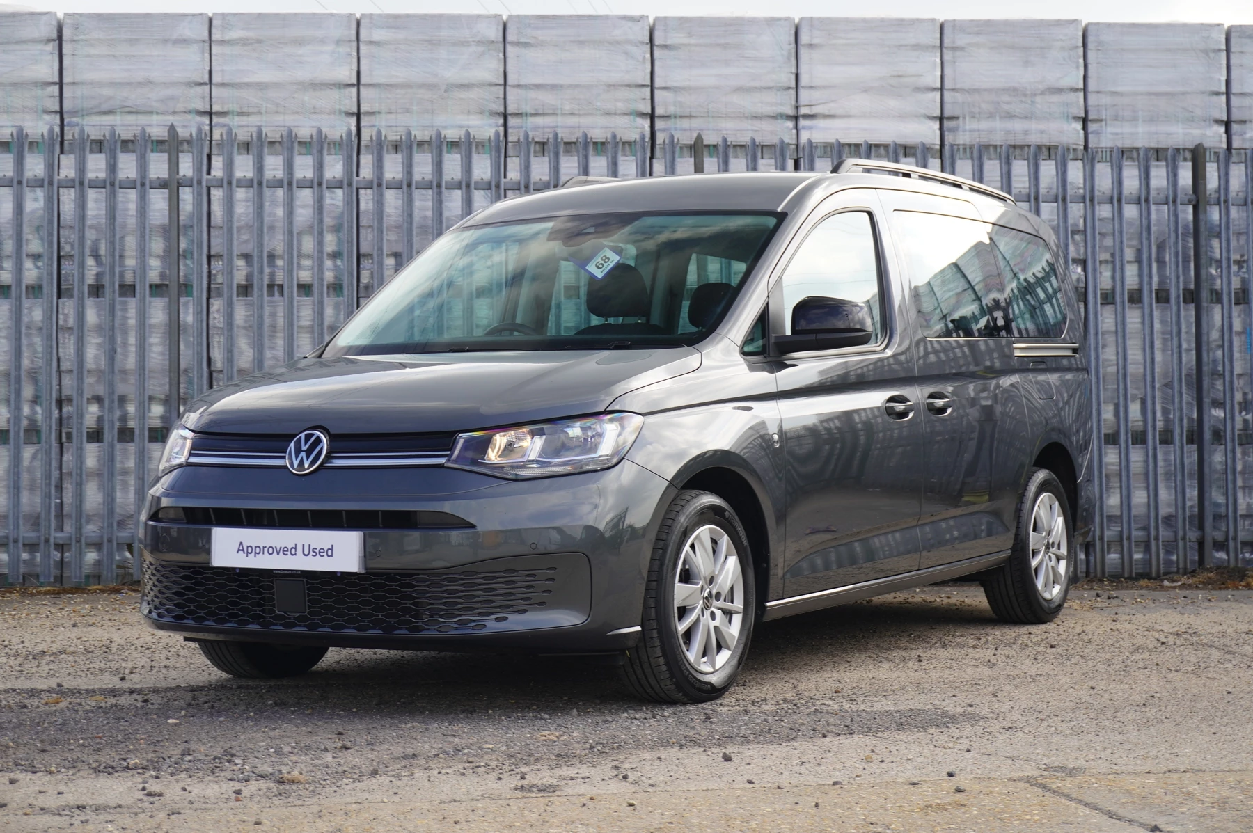 Volkswagen-Caddy-image-19