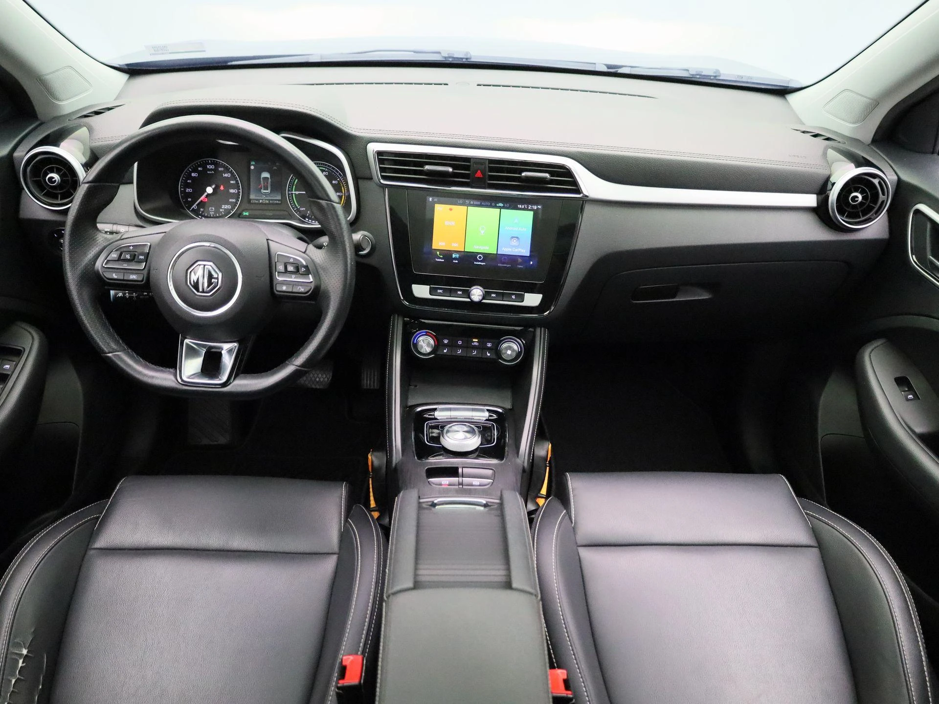 MG-ZS EV-image-8