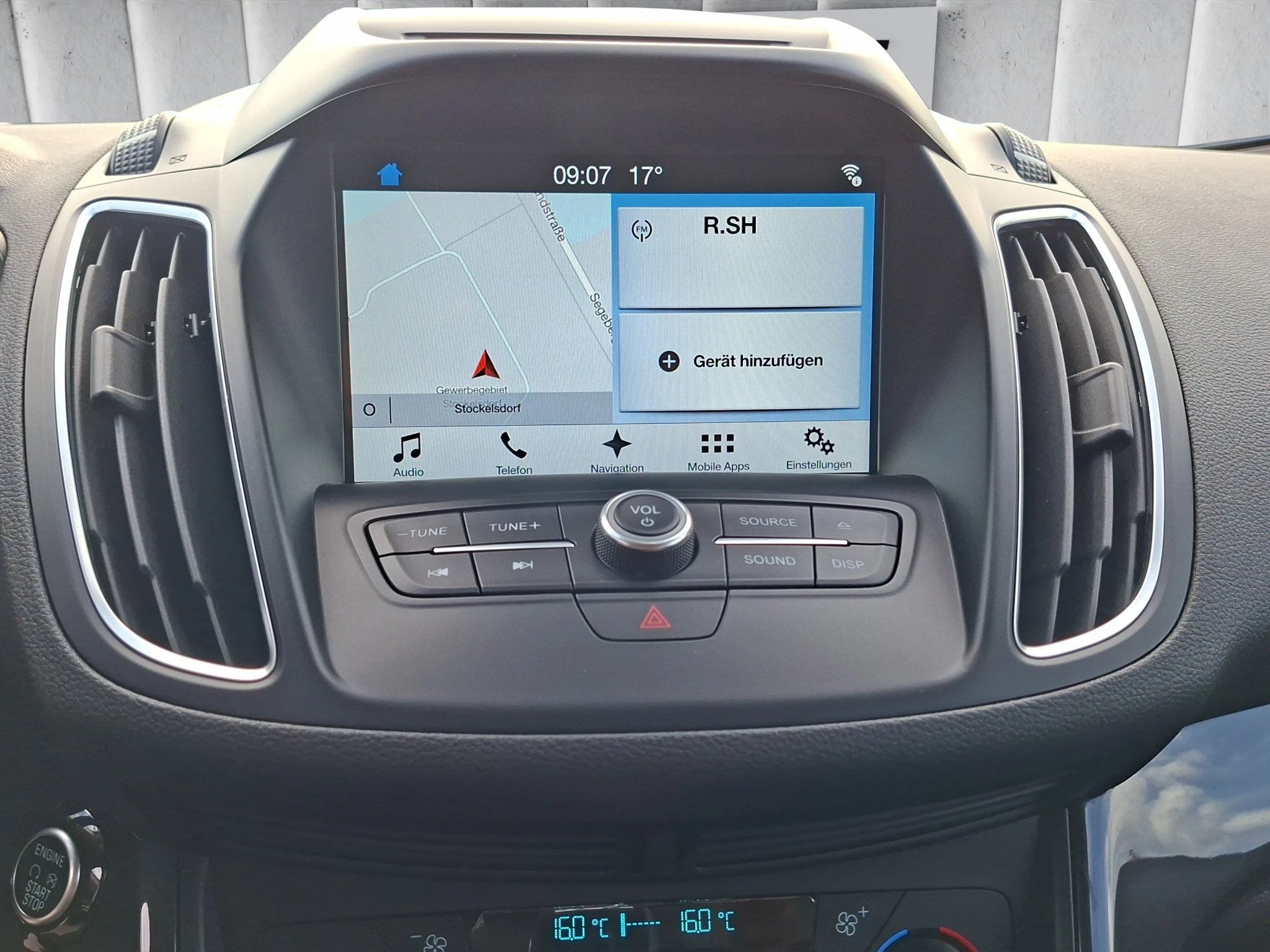 Ford-Grand C-Max-image-14