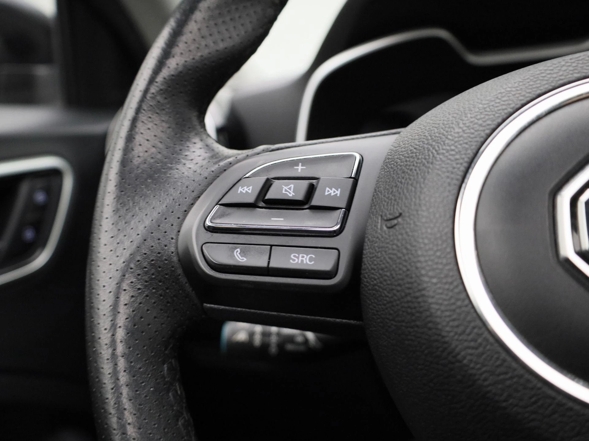 MG ZS EV MG Luxury 45 kWh