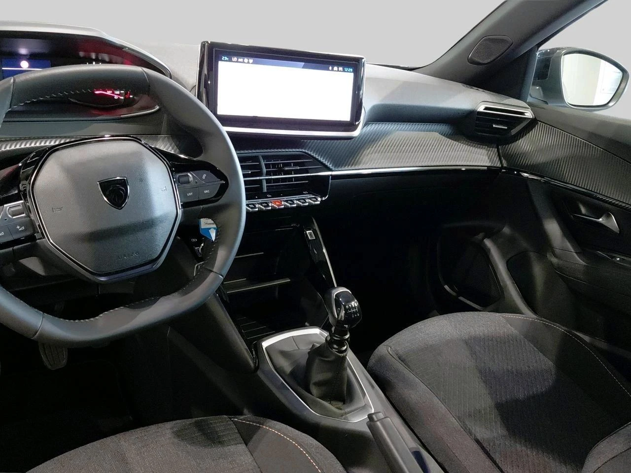 Peugeot-2008-image-12