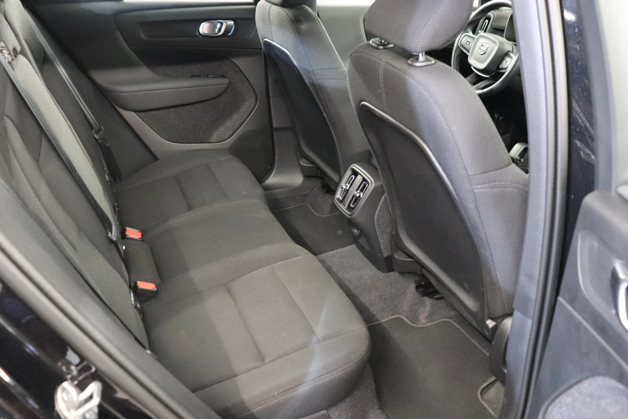 Volvo-XC40-image-11