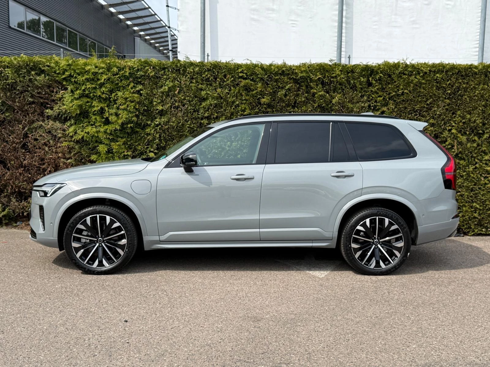 Volvo XC90 T8 Plug-in hybrid AWD Ultra Dark