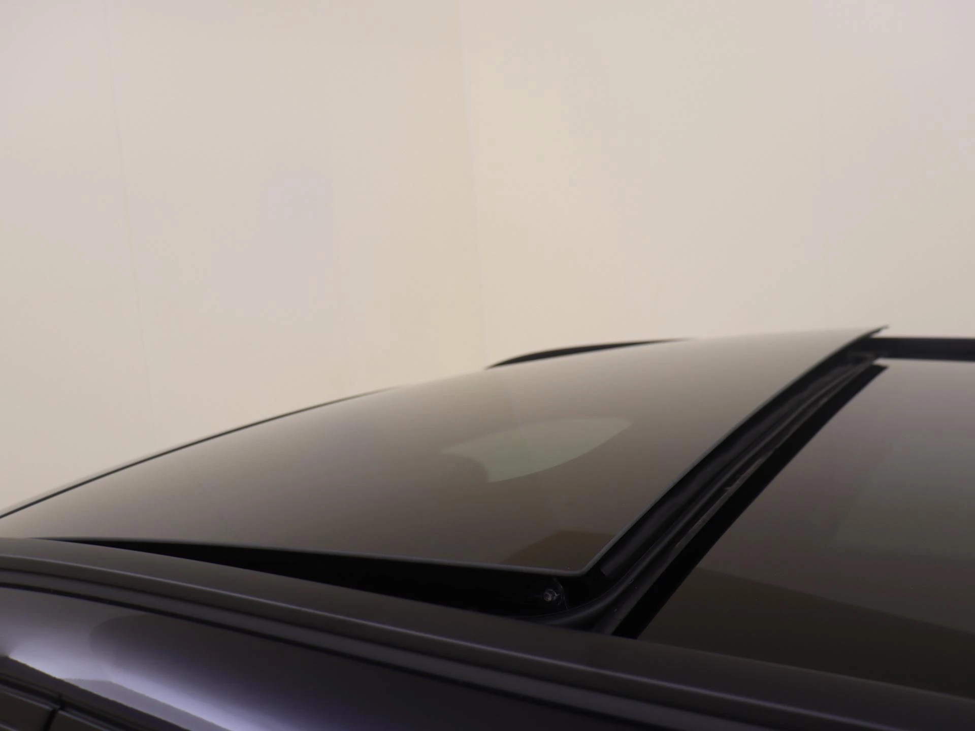 Mercedes-Benz-E-Klasse-image-37