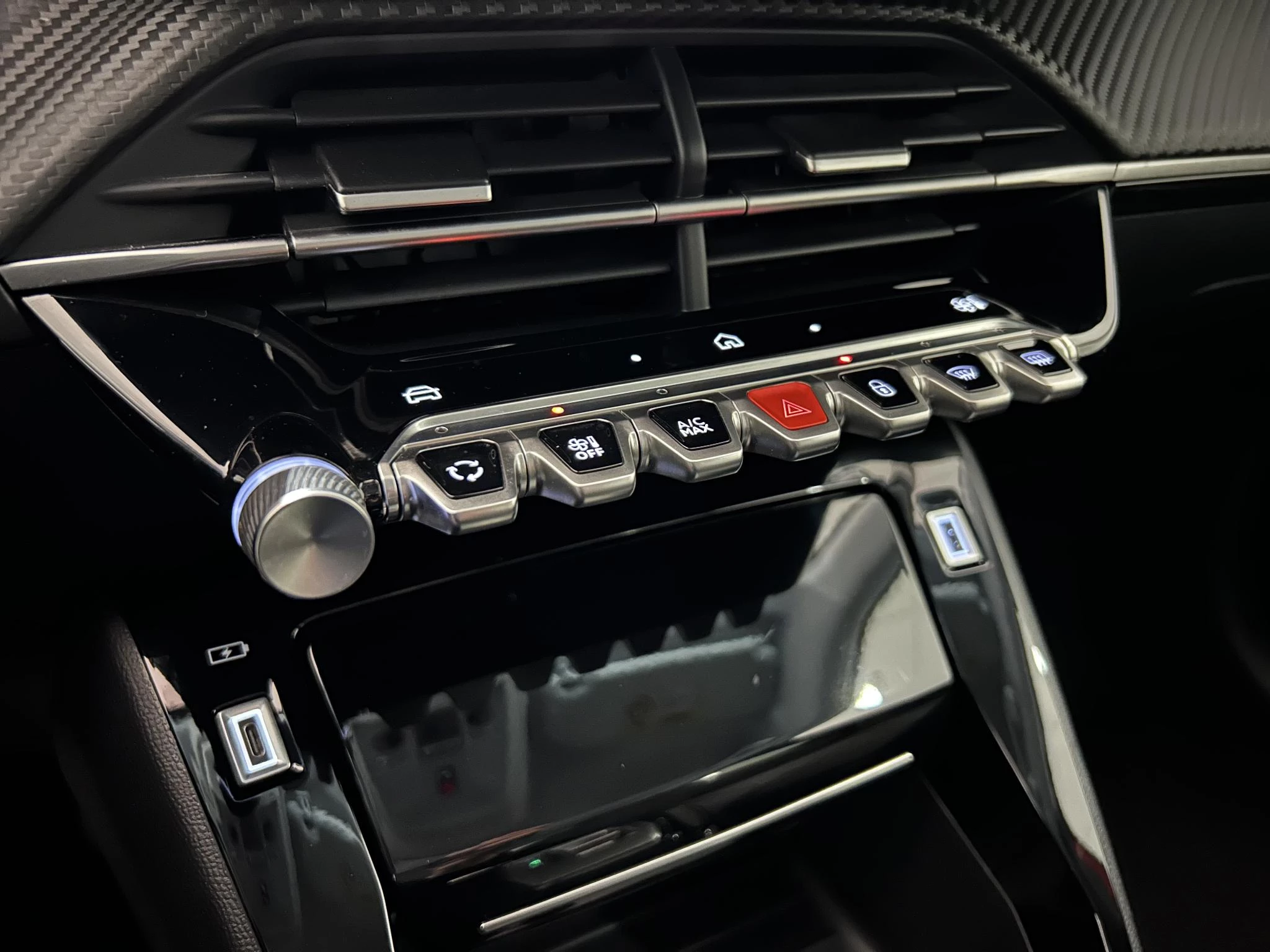 Peugeot 208 1.2 Hybrid 110 e-DCS6 Allure