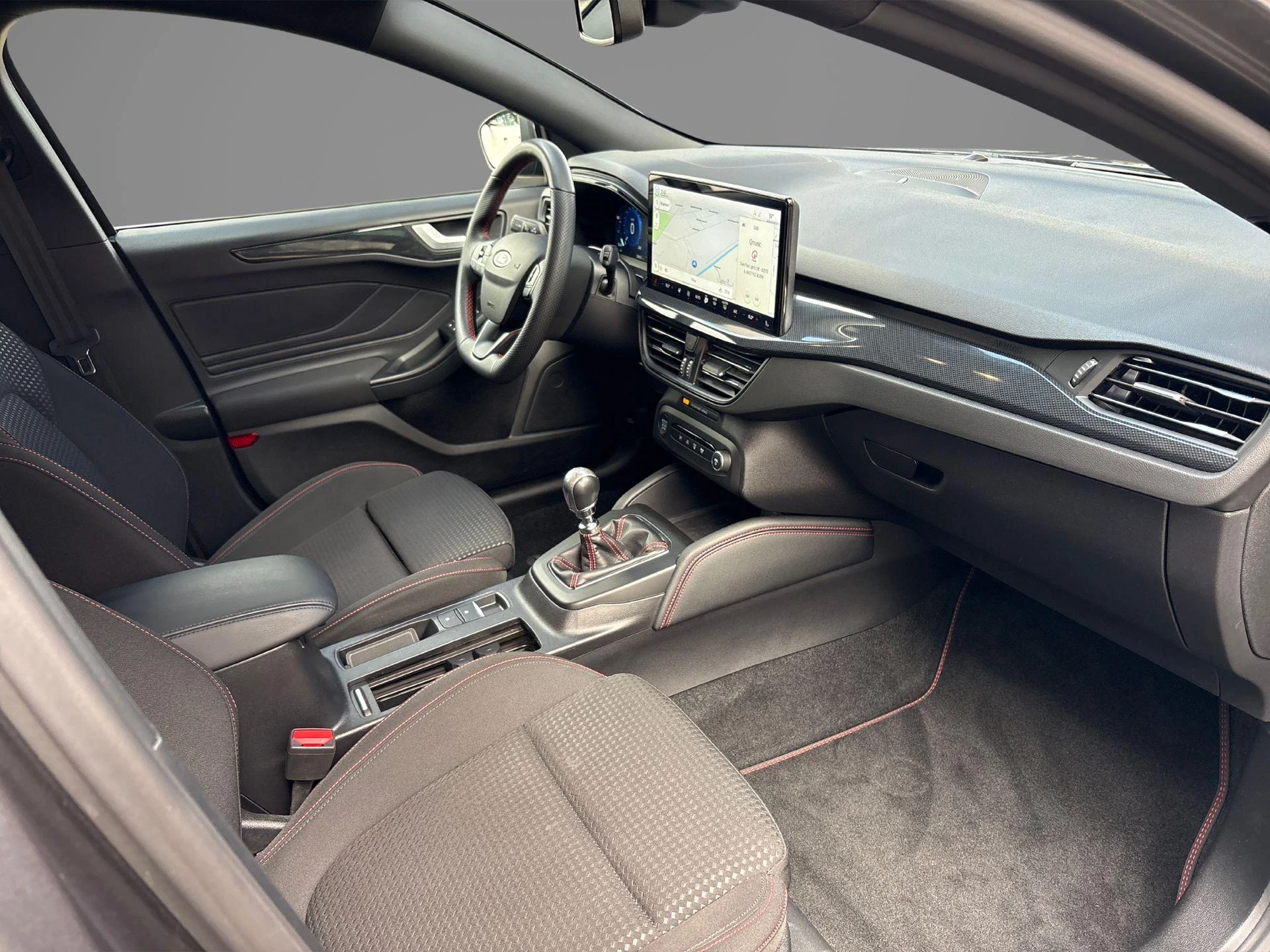 Ford Focus Wagon 1.0 EcoBoost Hybrid ST Line X