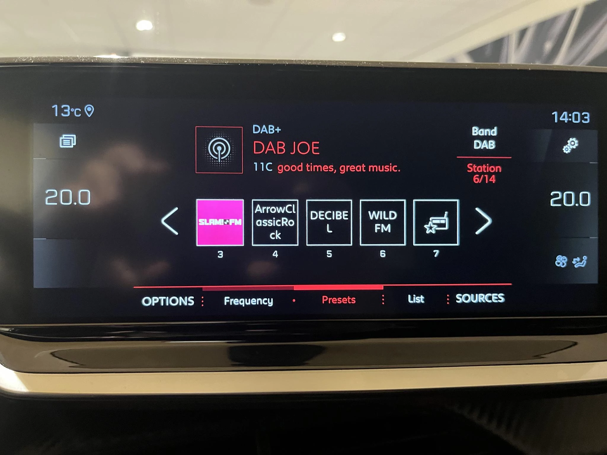 Peugeot-208-image-11