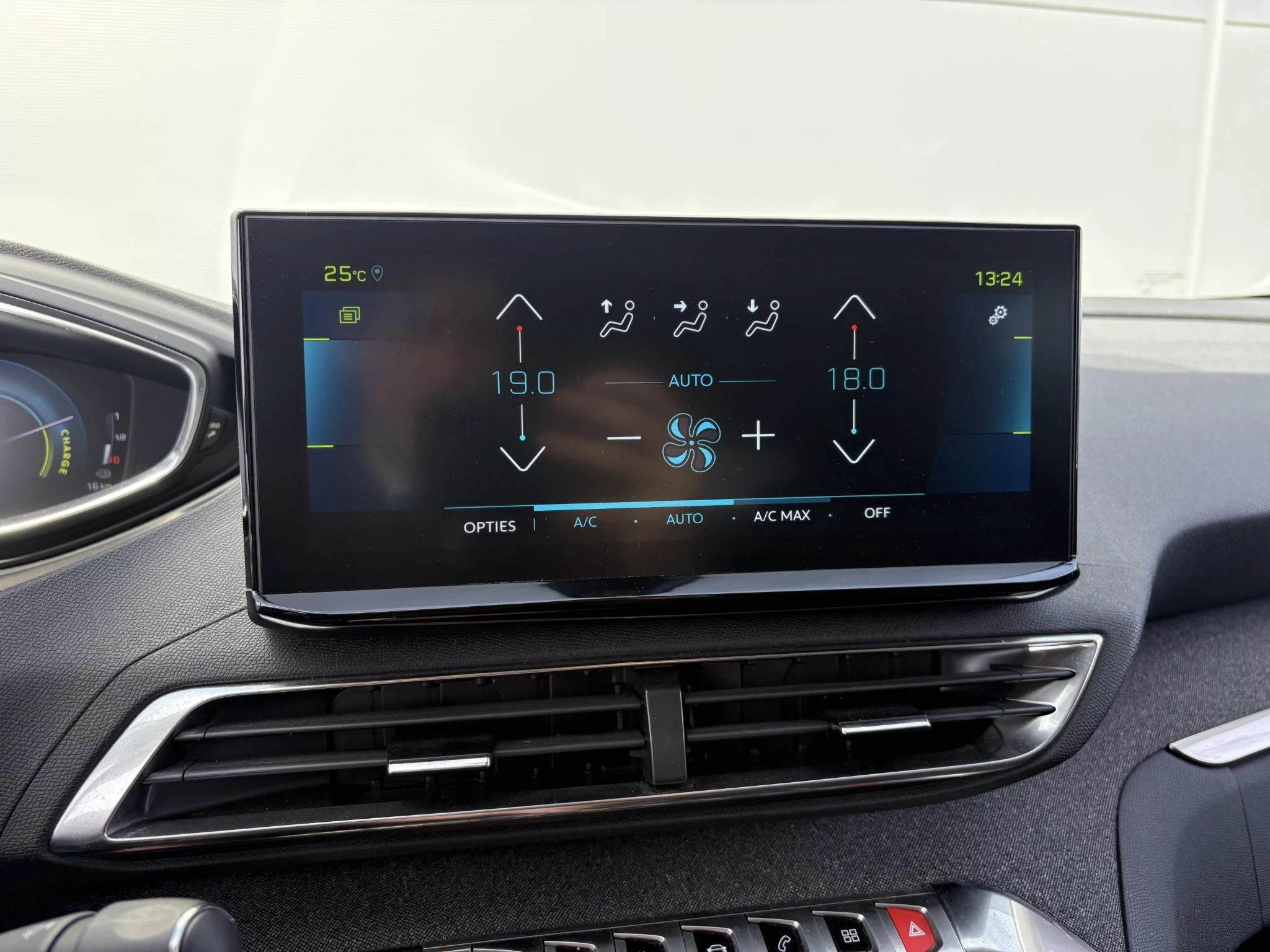 Peugeot-3008-image-15