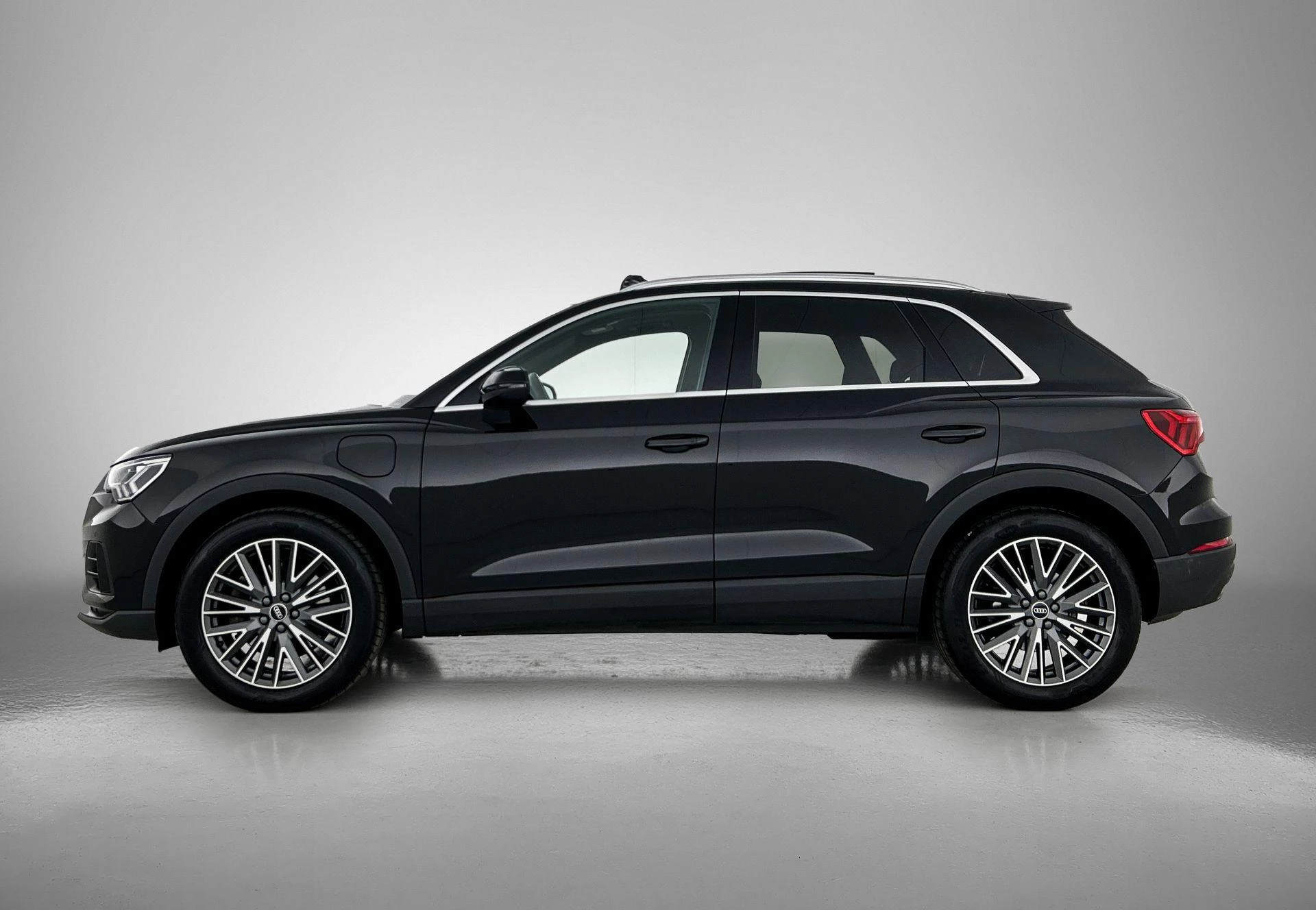 Audi-Q3-image-1
