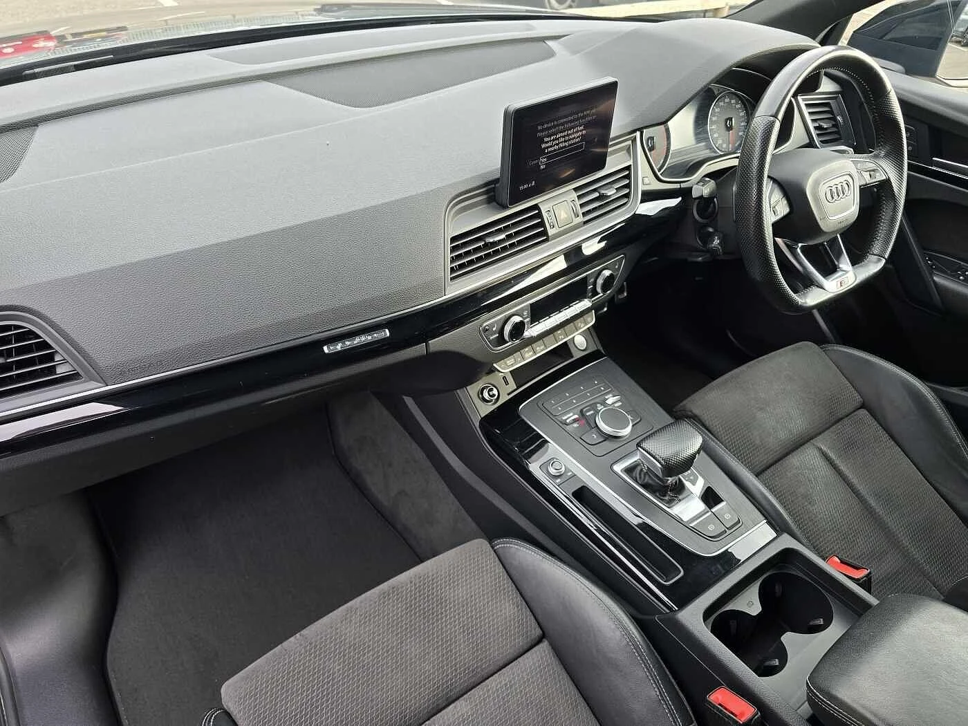 Audi-Q5-image-1
