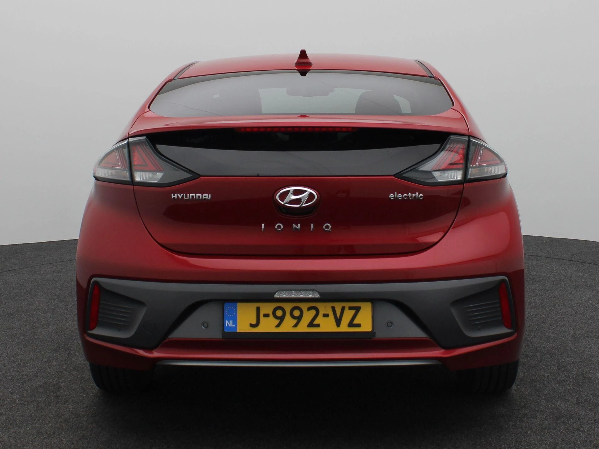 Hyundai-IONIQ-image-5