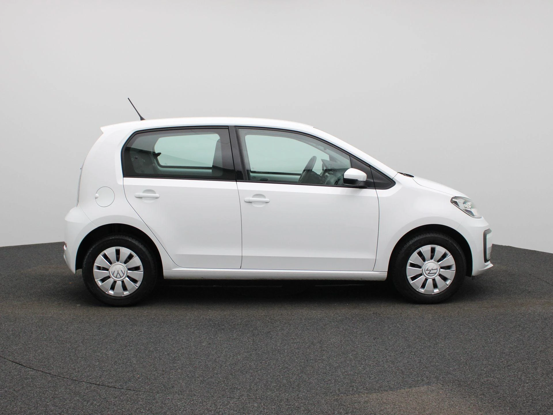Volkswagen-up!-image-5