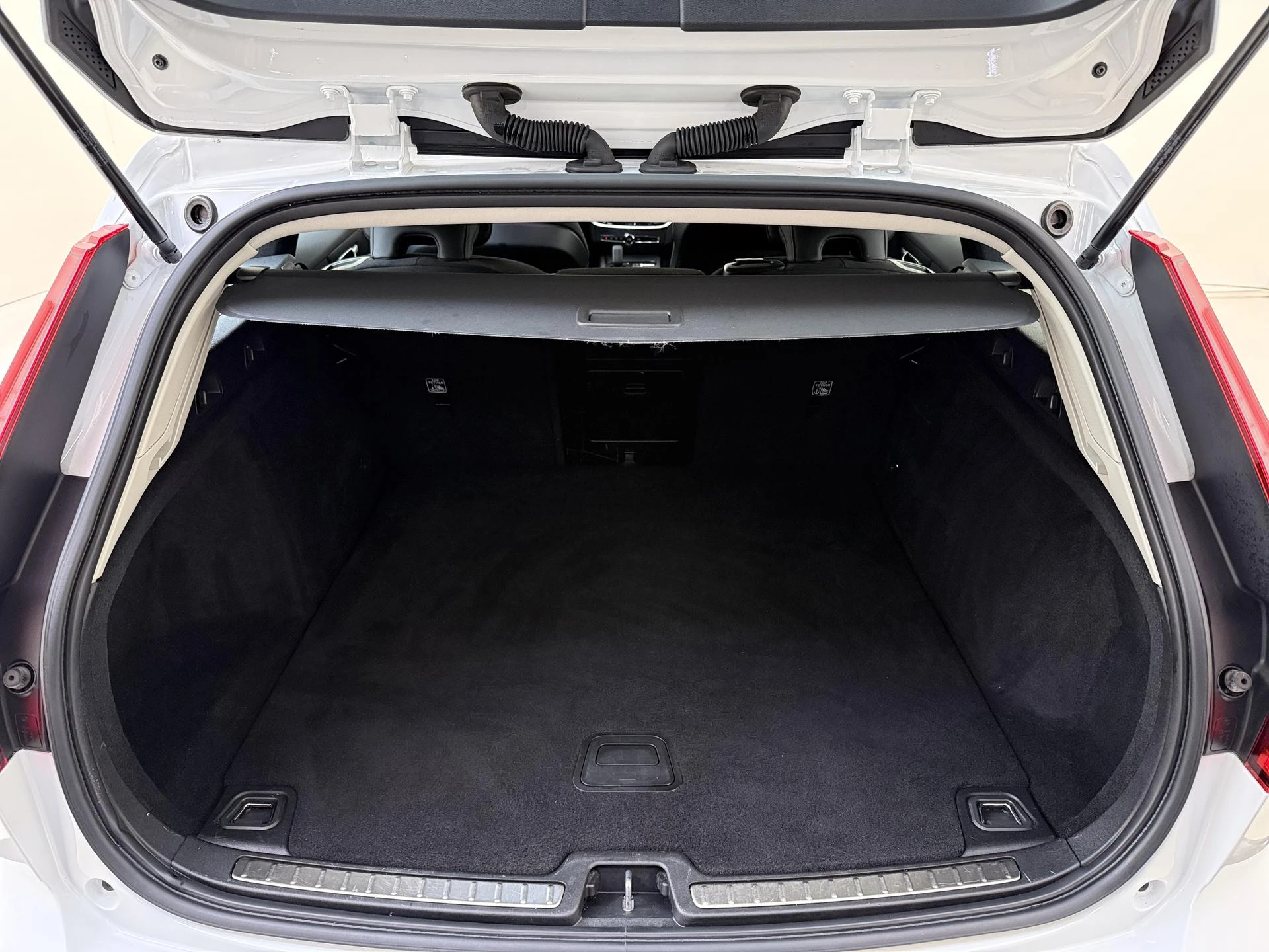 Volvo-V60-image-26