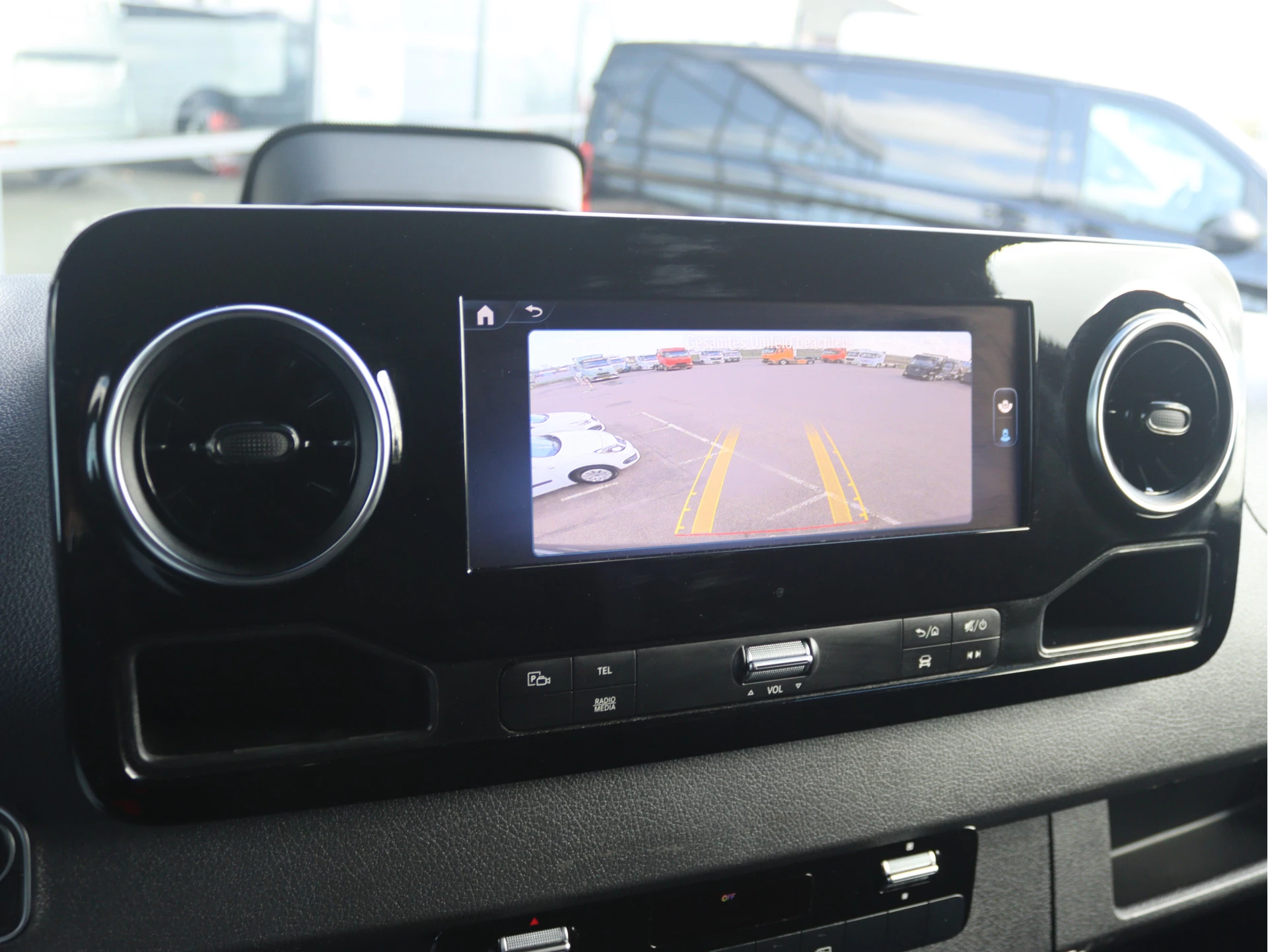 Mercedes-Benz-Sprinter-image-8