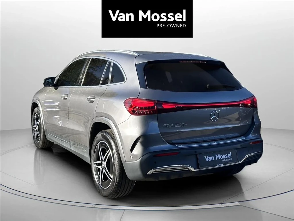 Mercedes-Benz-EQA-image-6