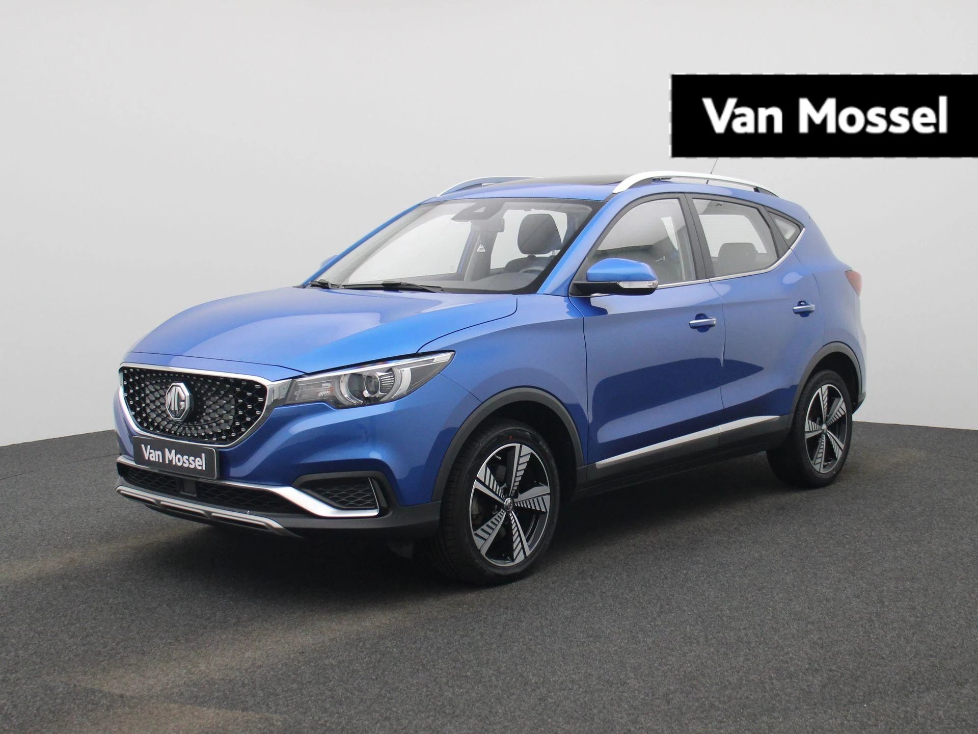 MG-ZS EV-image-0
