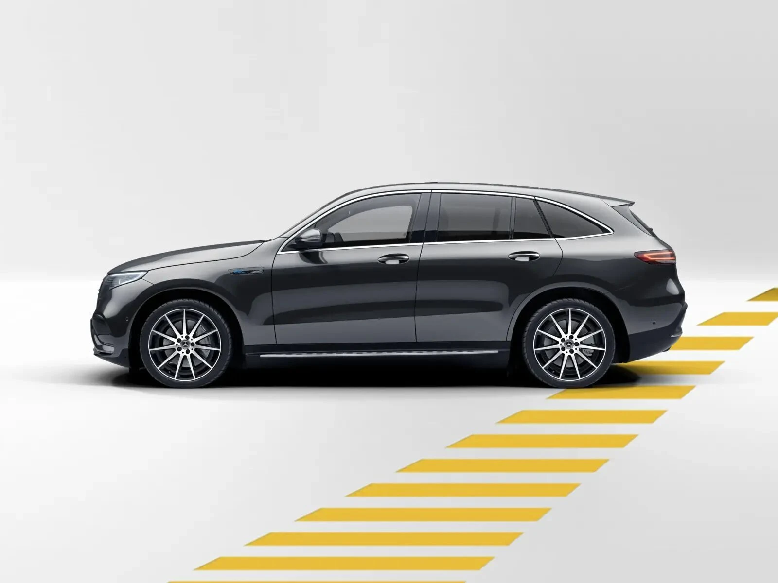 Mercedes-Benz-EQC 400-image-3