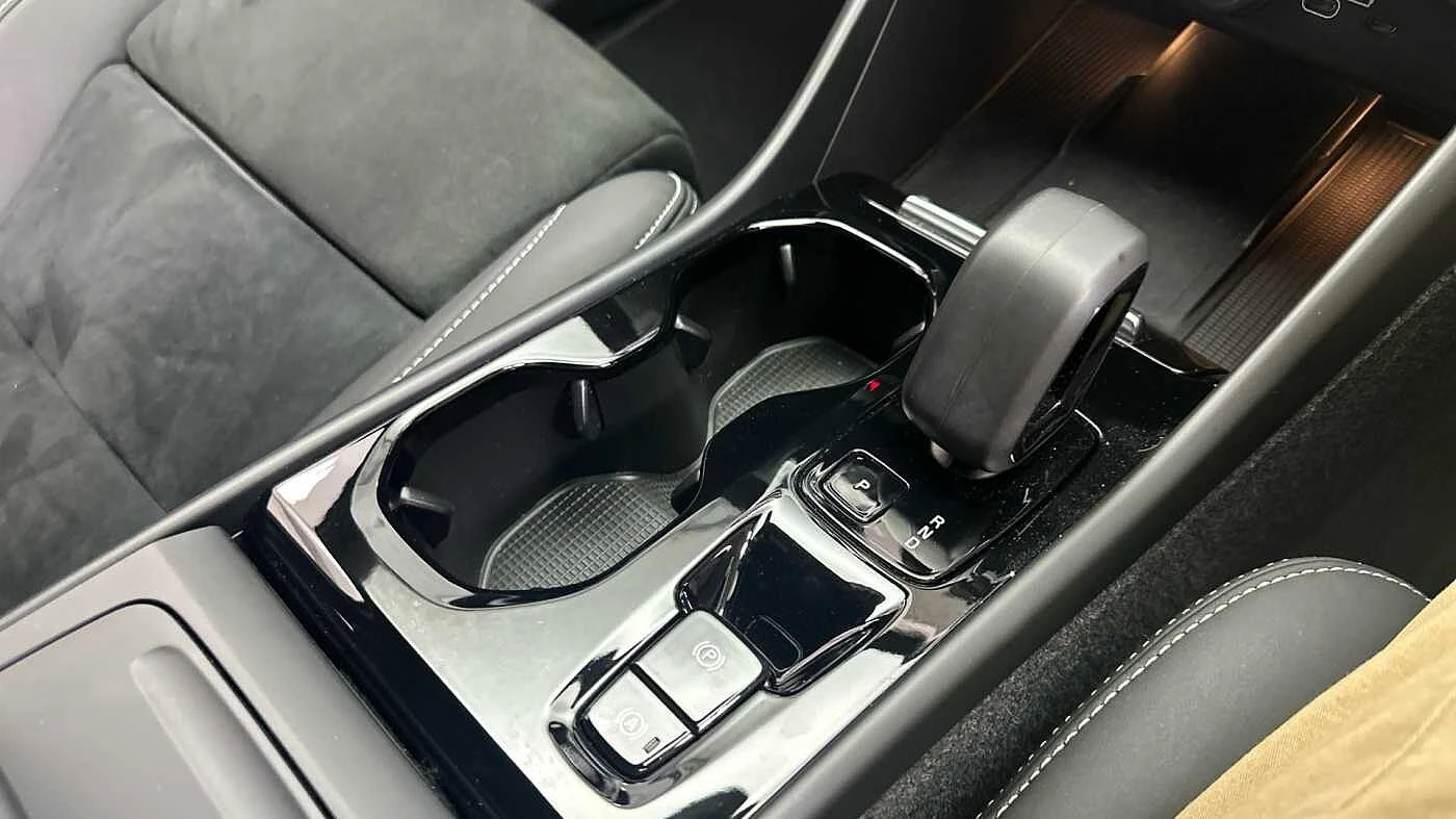 Volvo-XC40-image-25
