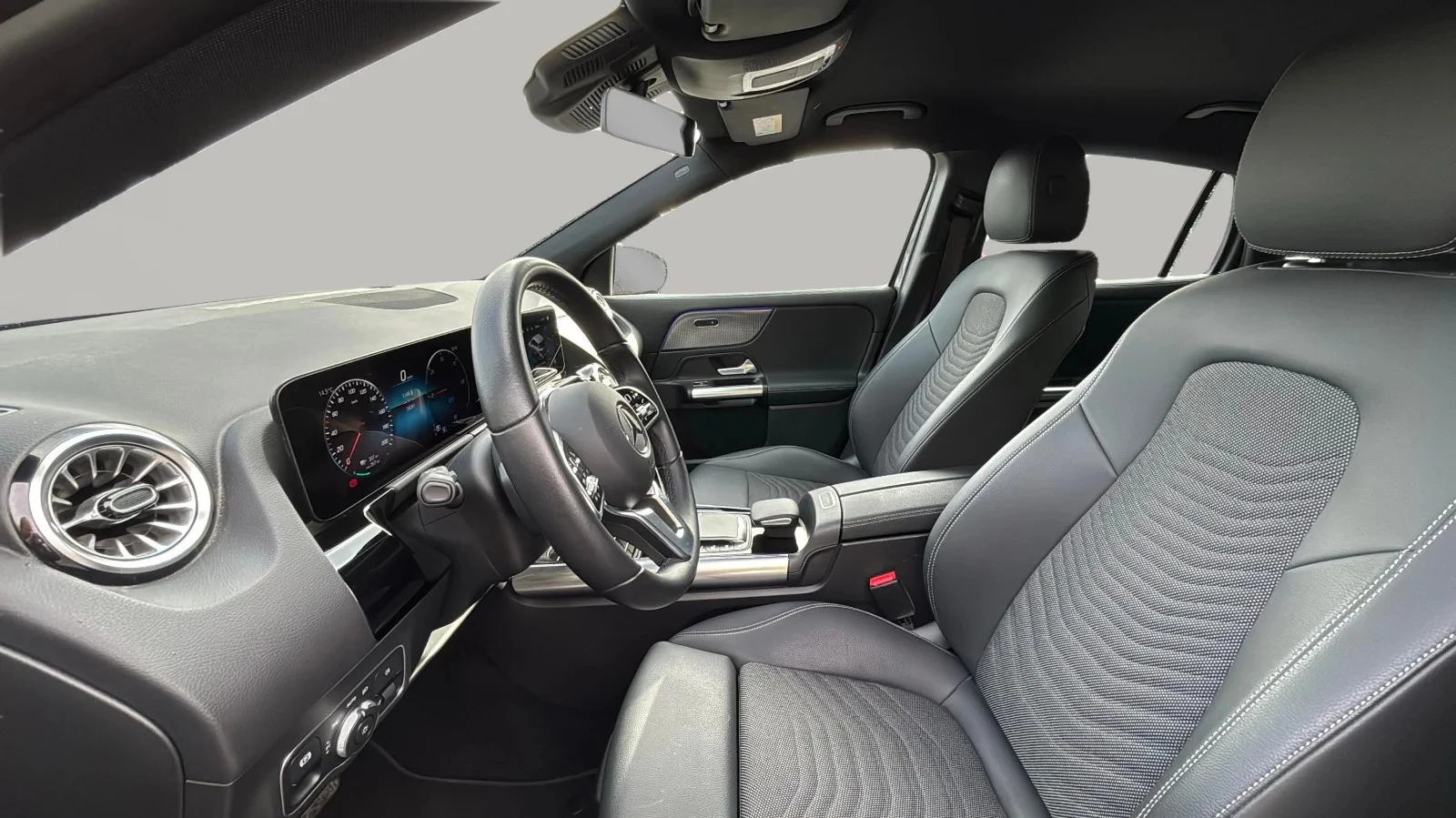 Mercedes-Benz-EQA-image-11