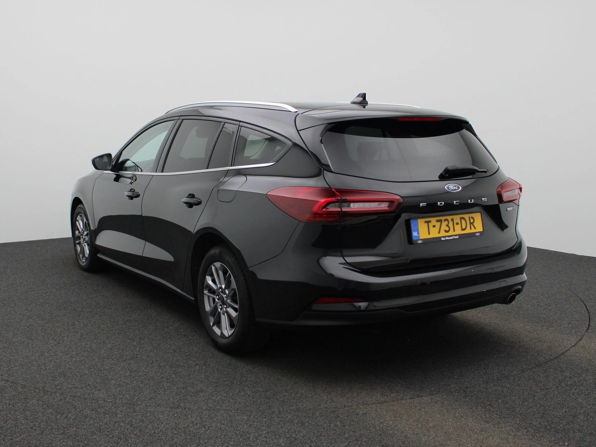 Ford Focus Wagon 1.0 EcoBoost Hybrid Titanium