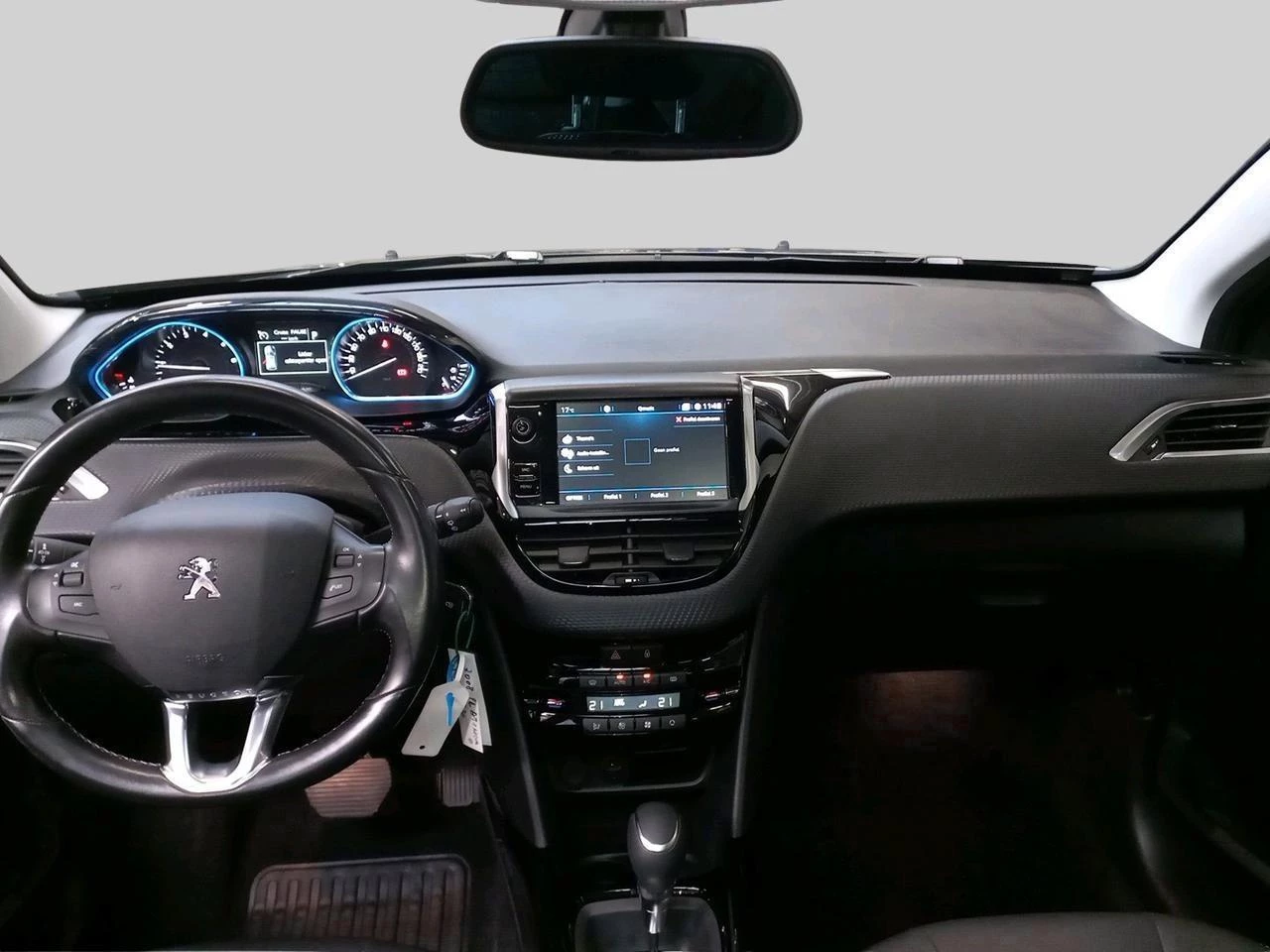Peugeot-2008-image-13