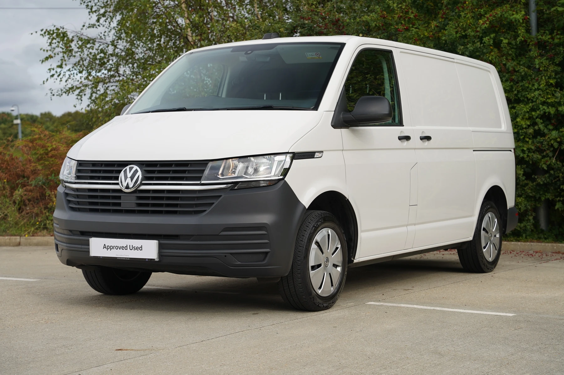 Volkswagen-Transporter-image-33