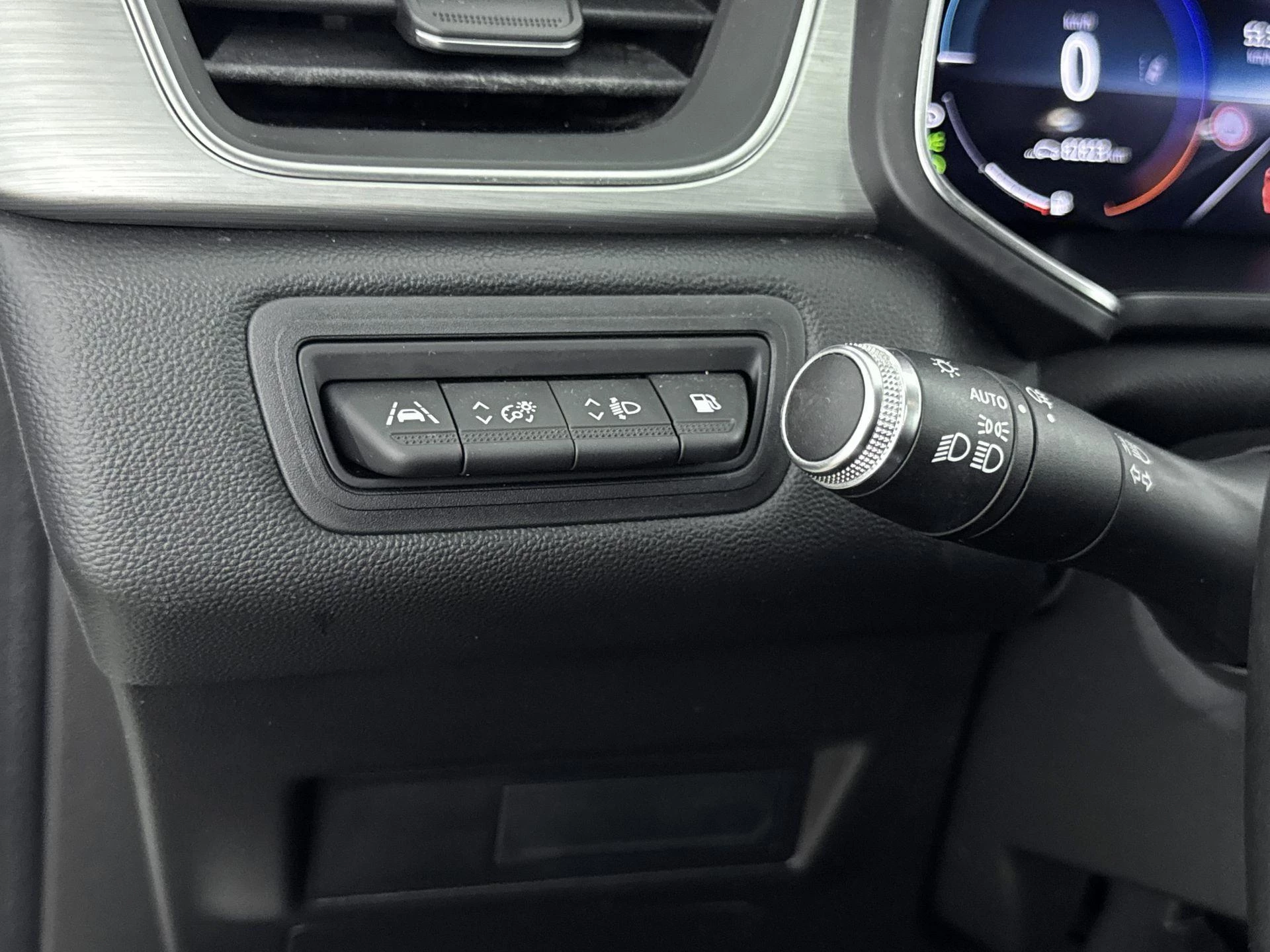 Renault-Captur-image-22