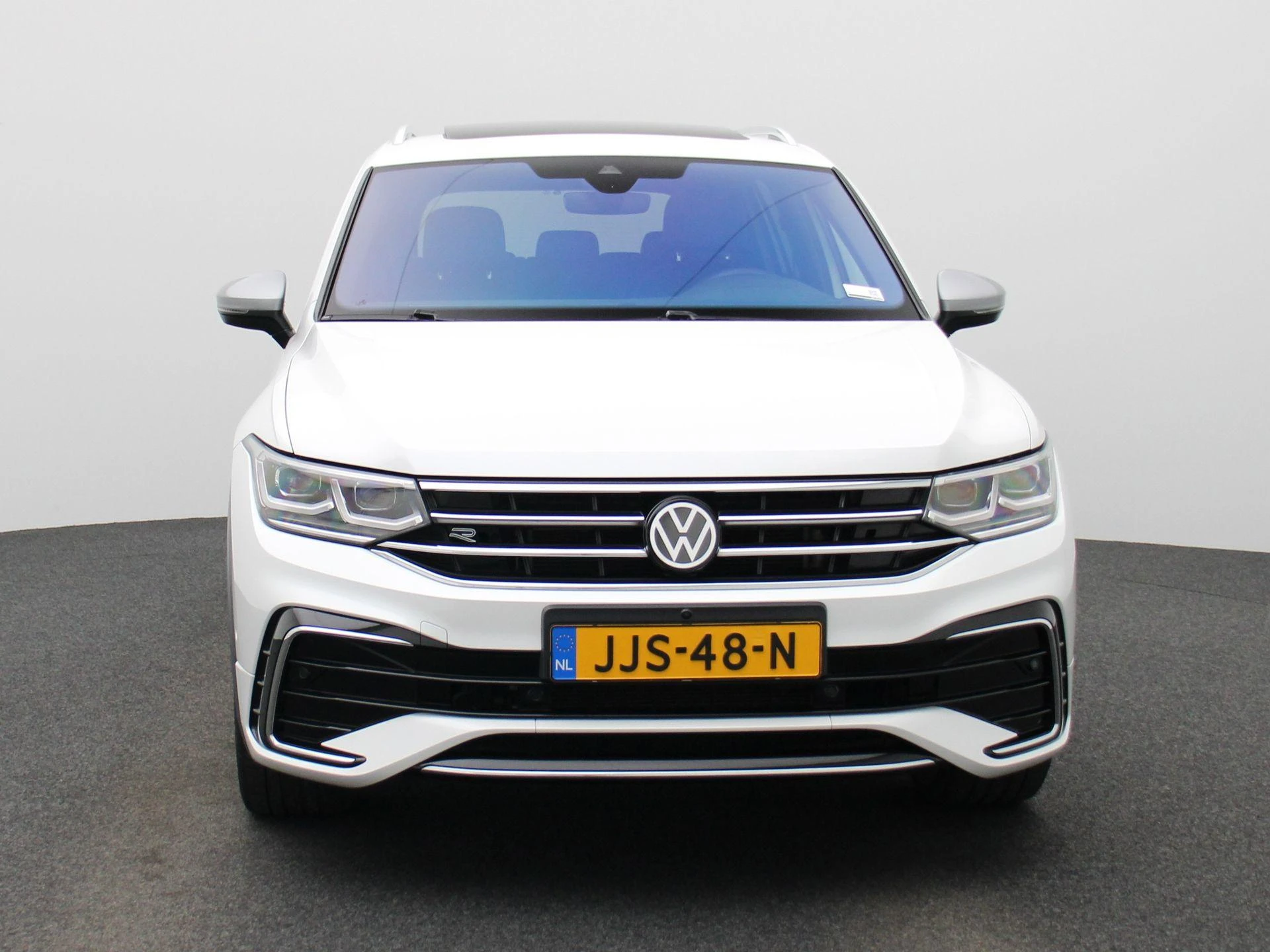 Volkswagen-Tiguan Allspace-image-2