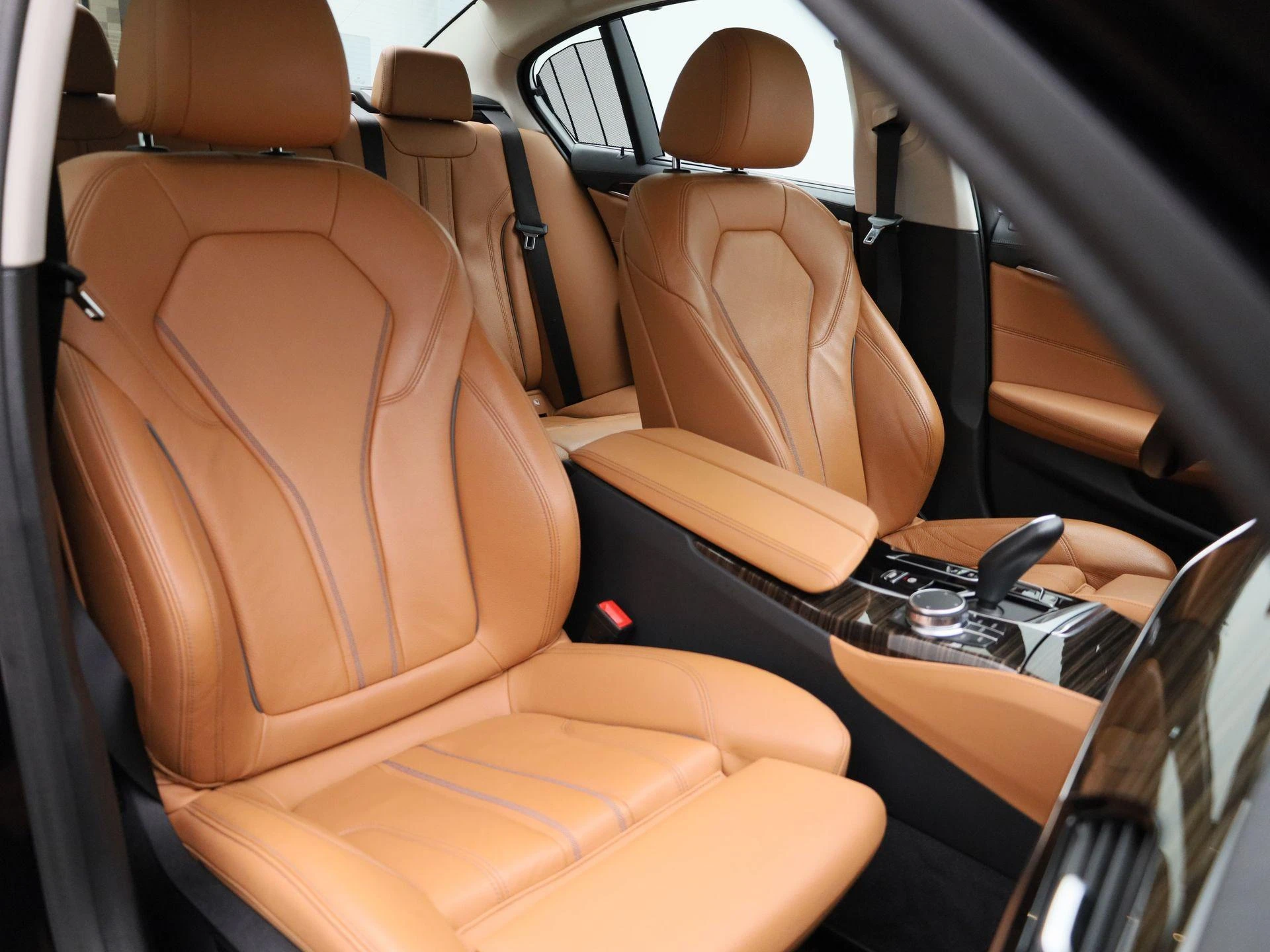 BMW-5 Reeks-image-37